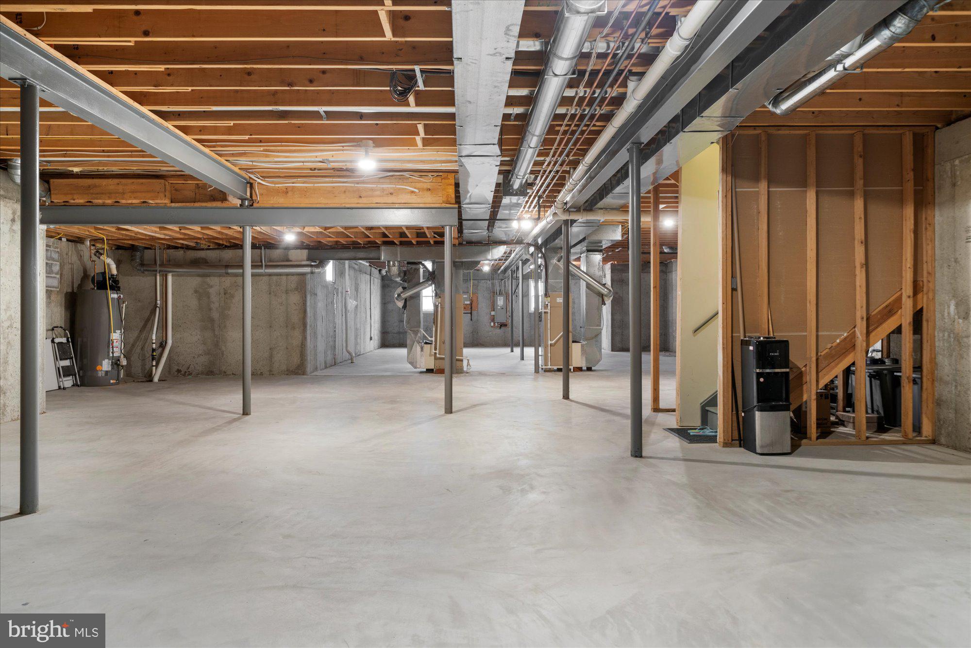 SPRING LAKE - Residential