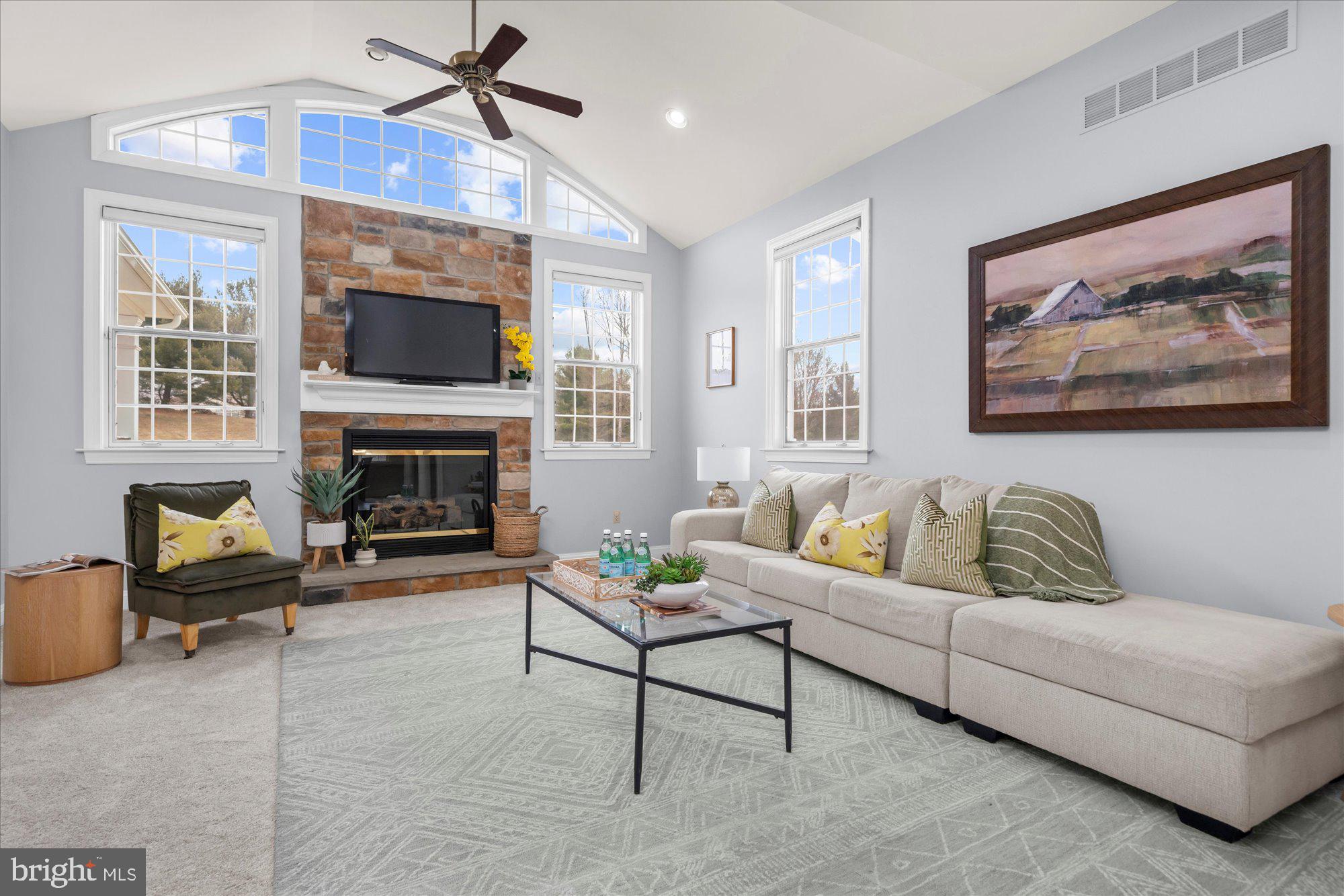 SPRING LAKE - Residential