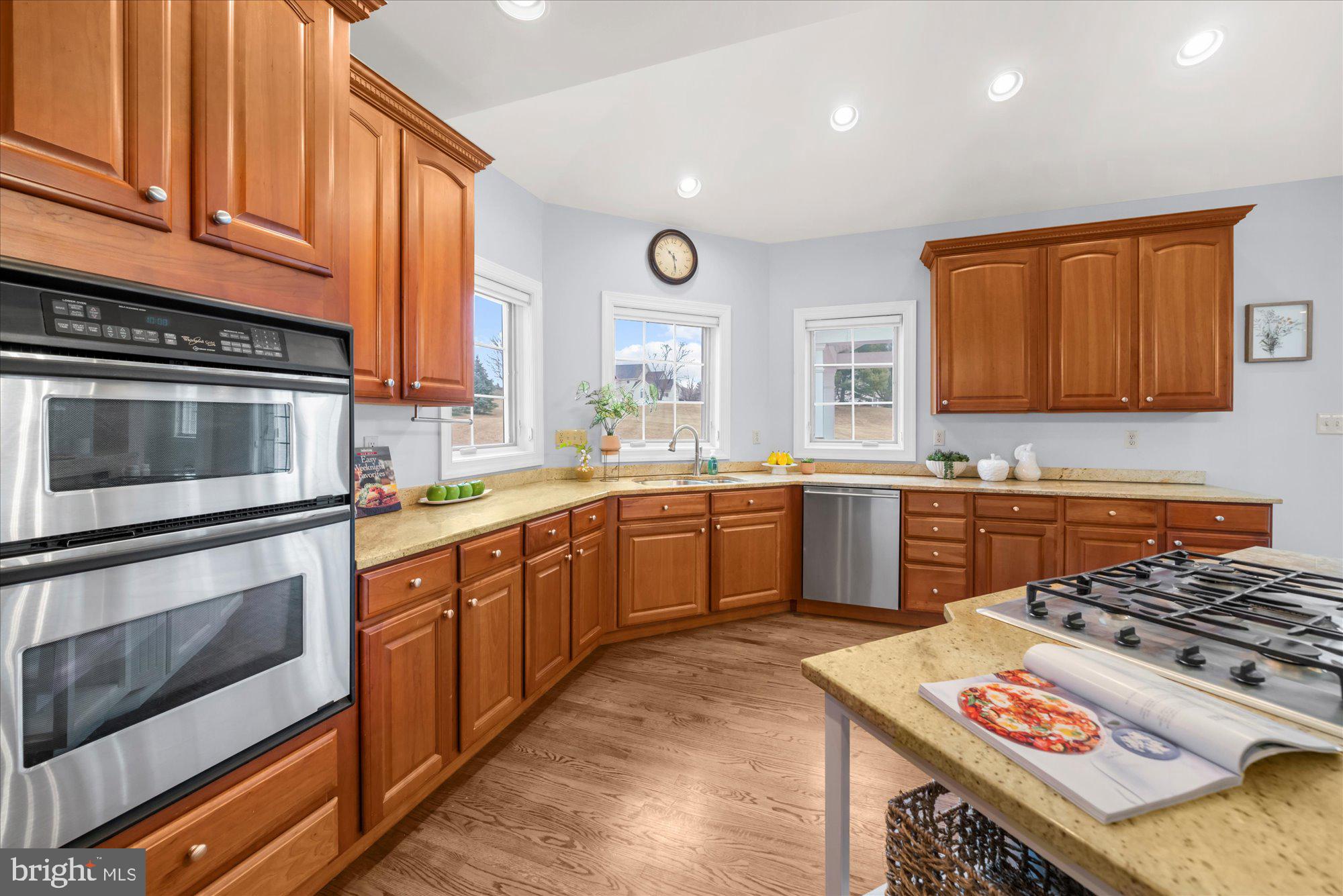 SPRING LAKE - Residential