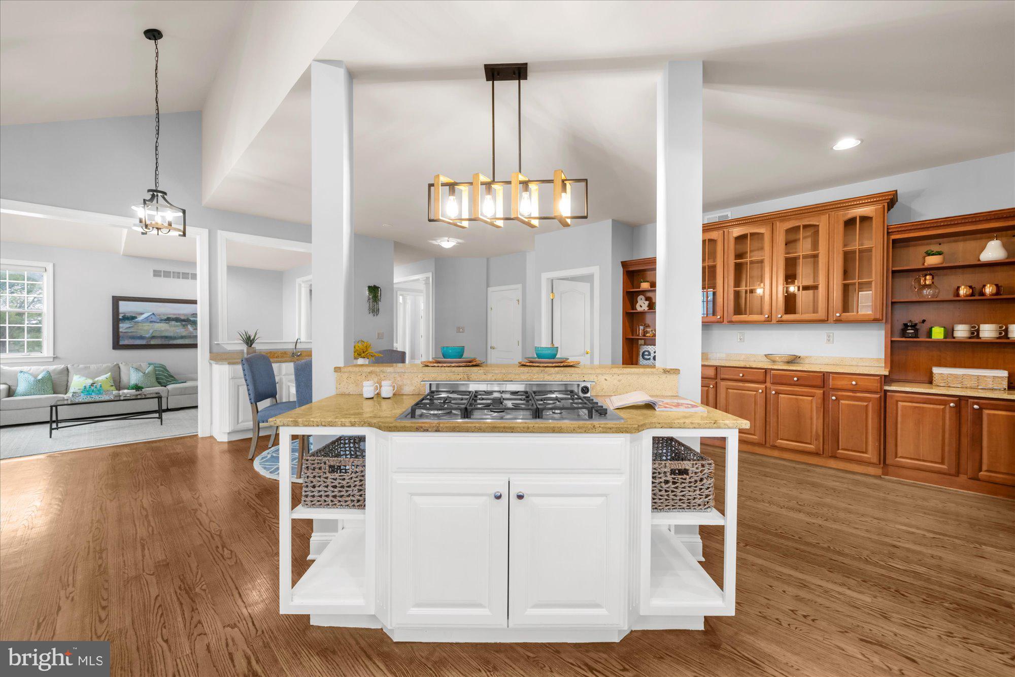 SPRING LAKE - Residential