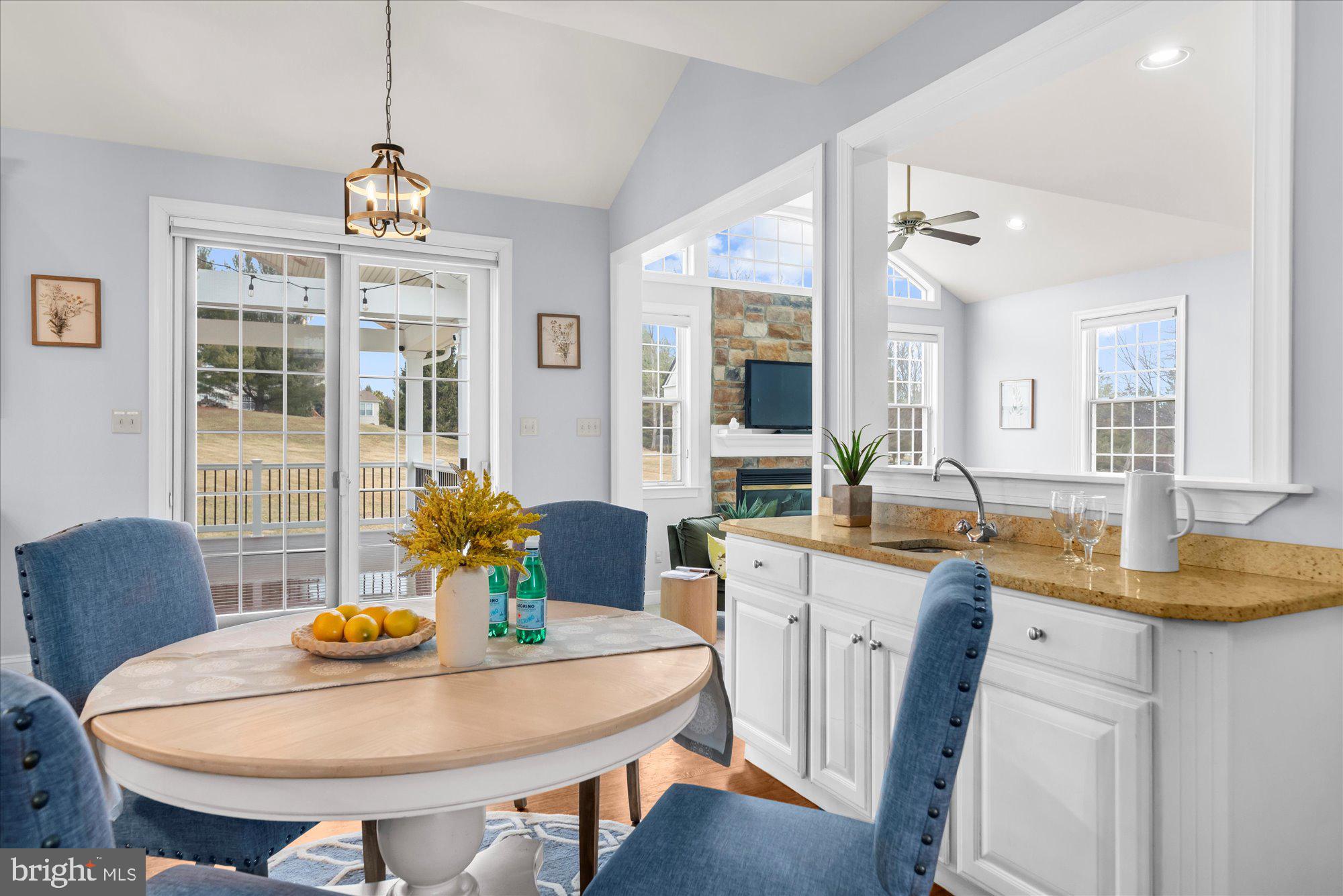 SPRING LAKE - Residential