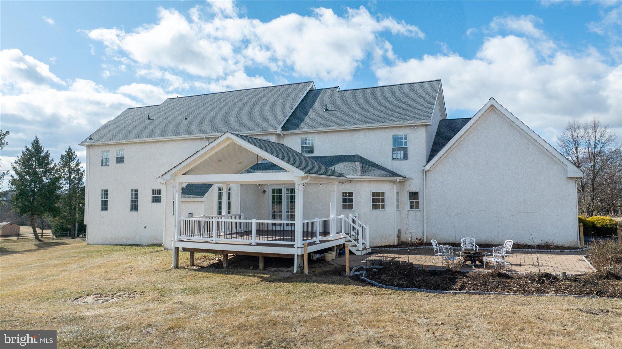 SPRING LAKE - Residential