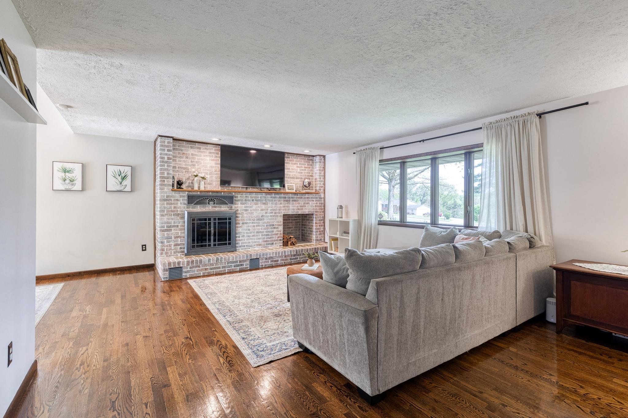 WEYBURN PARK - Residential