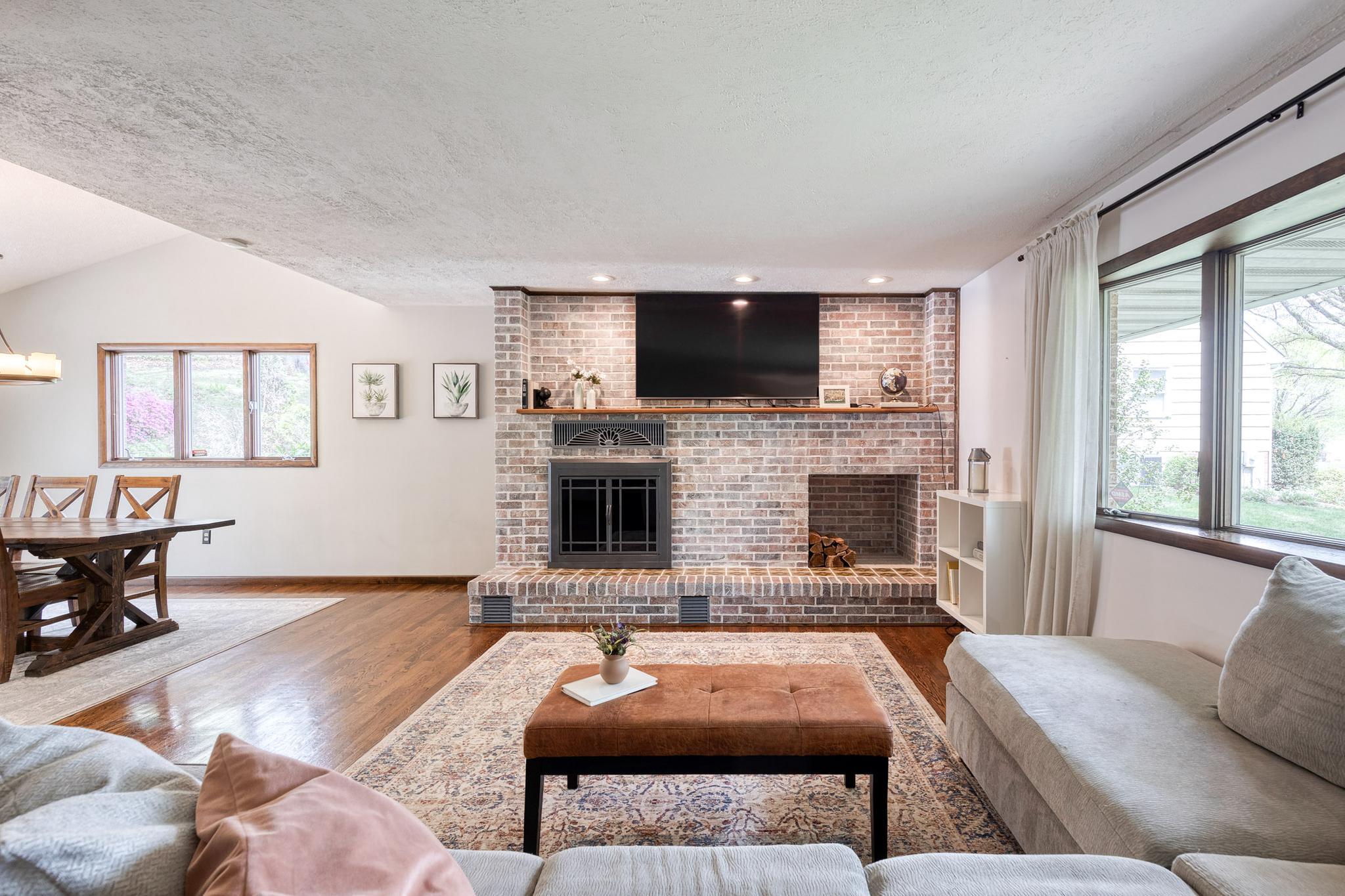 WEYBURN PARK - Residential