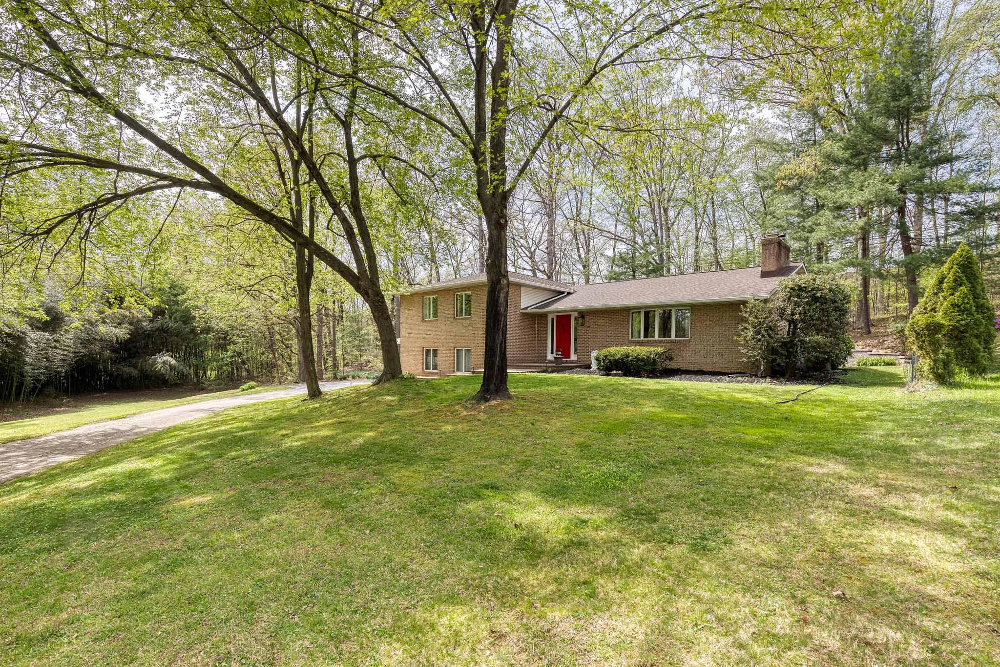 WEYBURN PARK - Residential