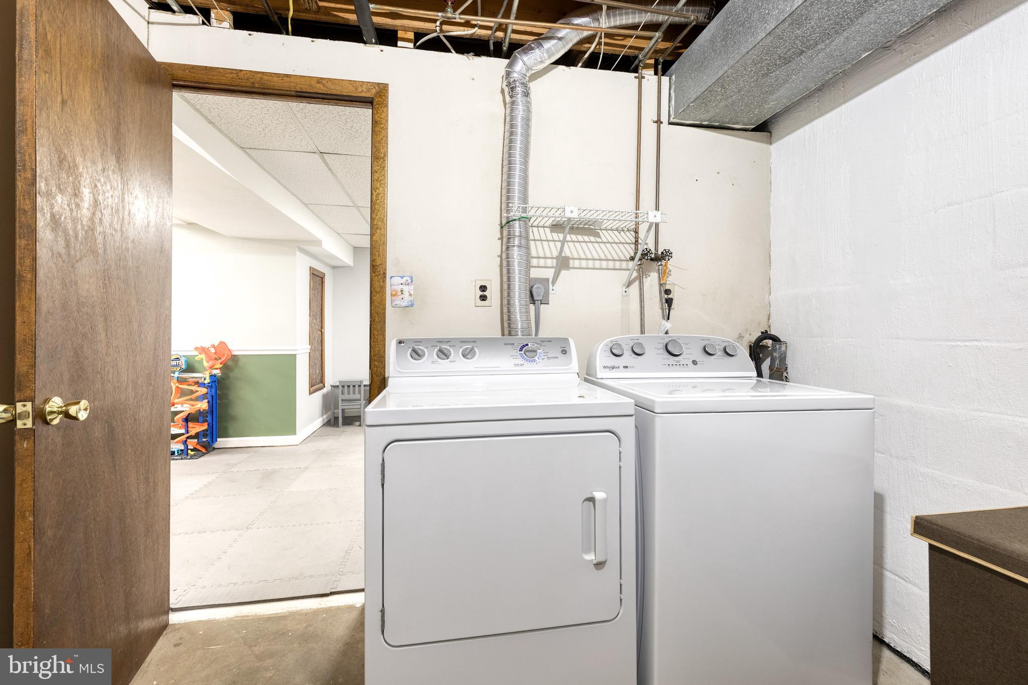 WEYBURN PARK - Residential