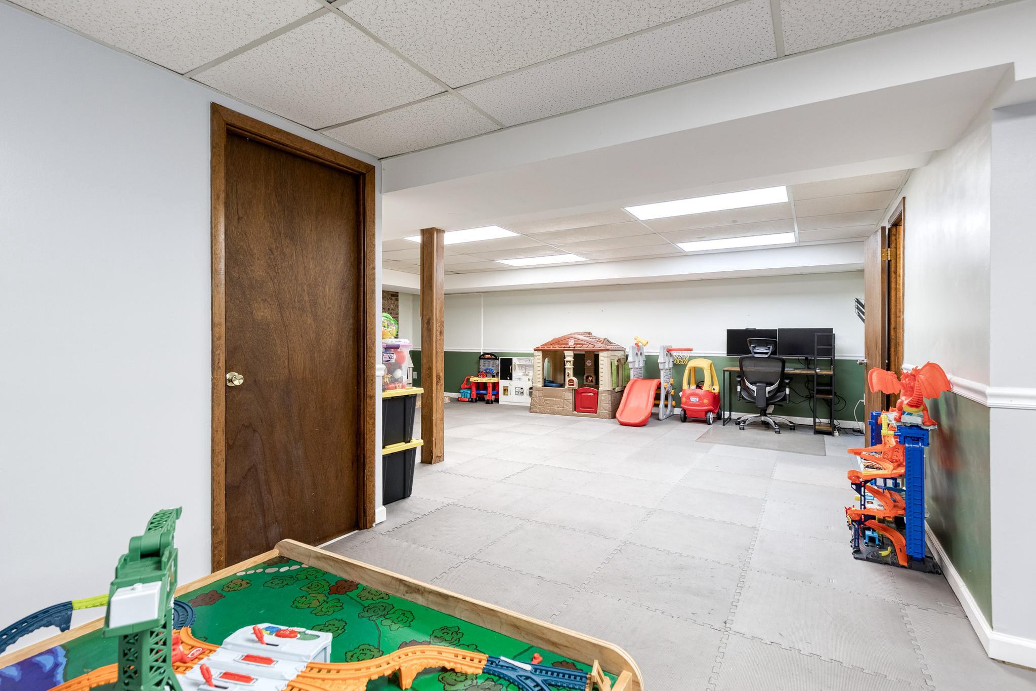 WEYBURN PARK - Residential