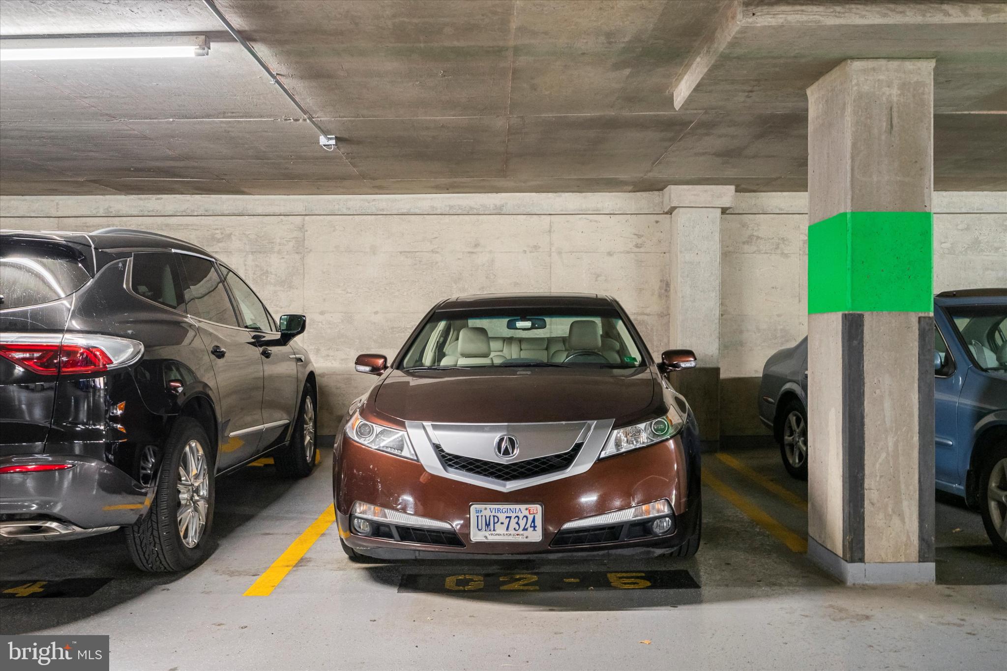 SKYLINE SQUARE CONDO - Residential