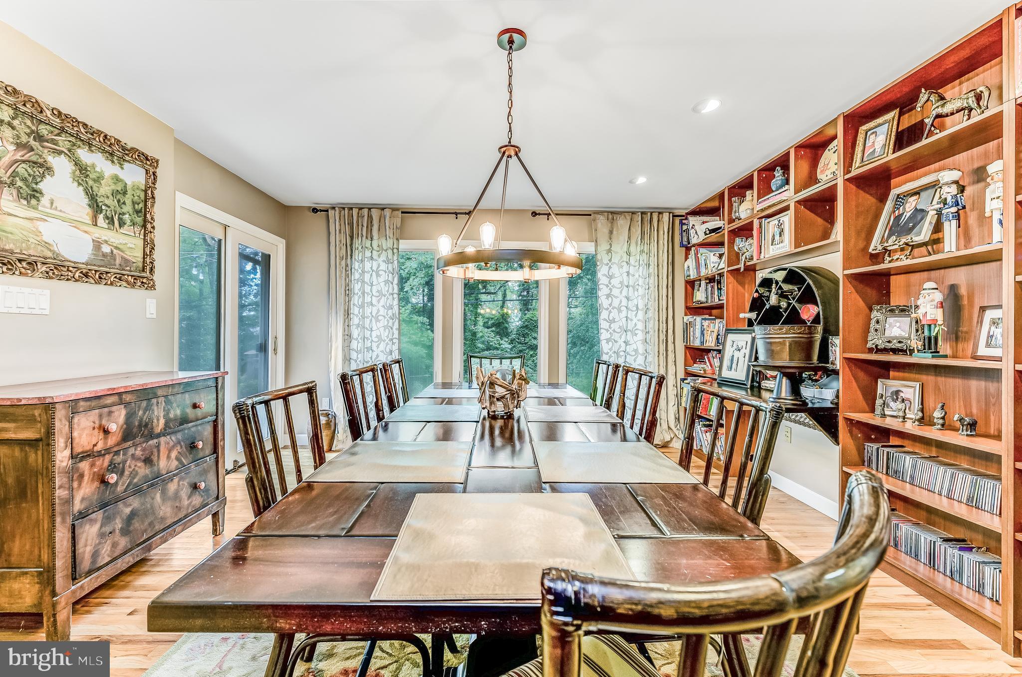 ANNAPOLIS ROADS - Residential