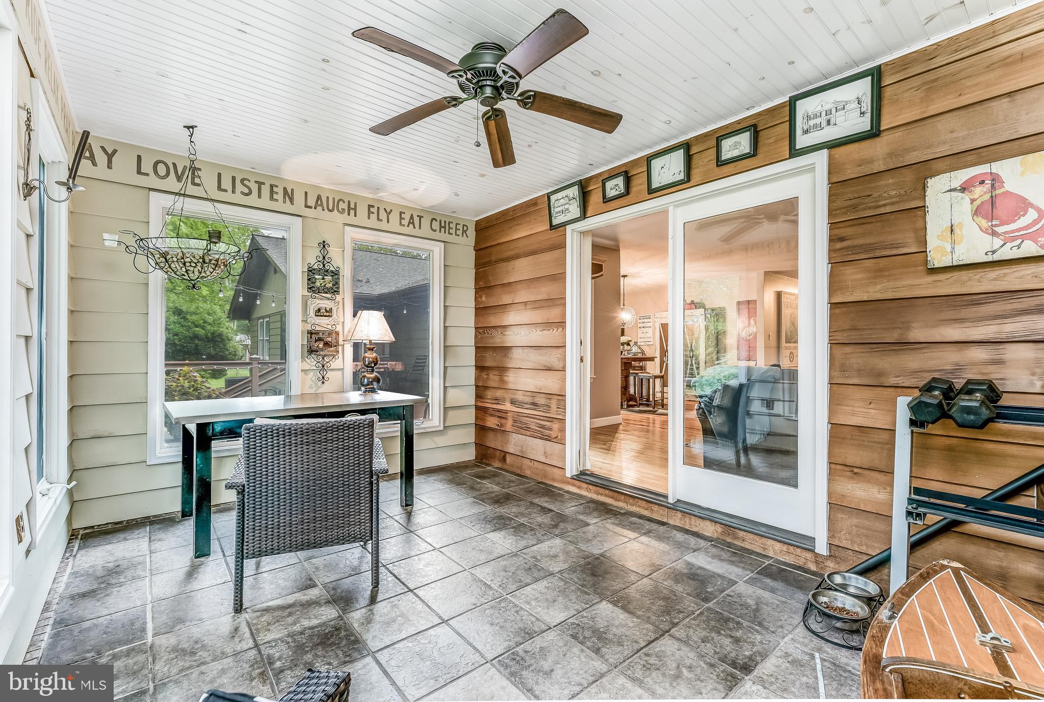 ANNAPOLIS ROADS - Residential