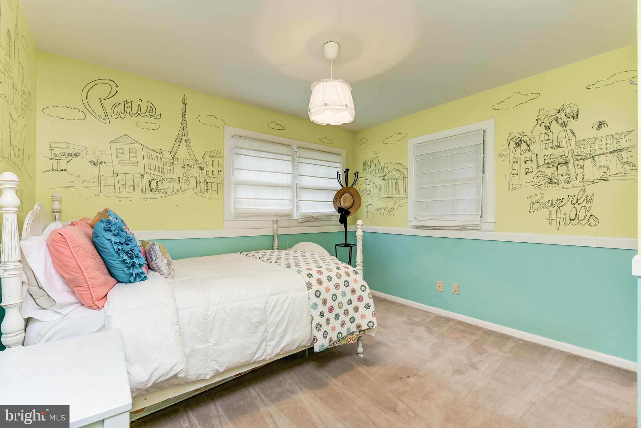 ANNAPOLIS ROADS - Residential