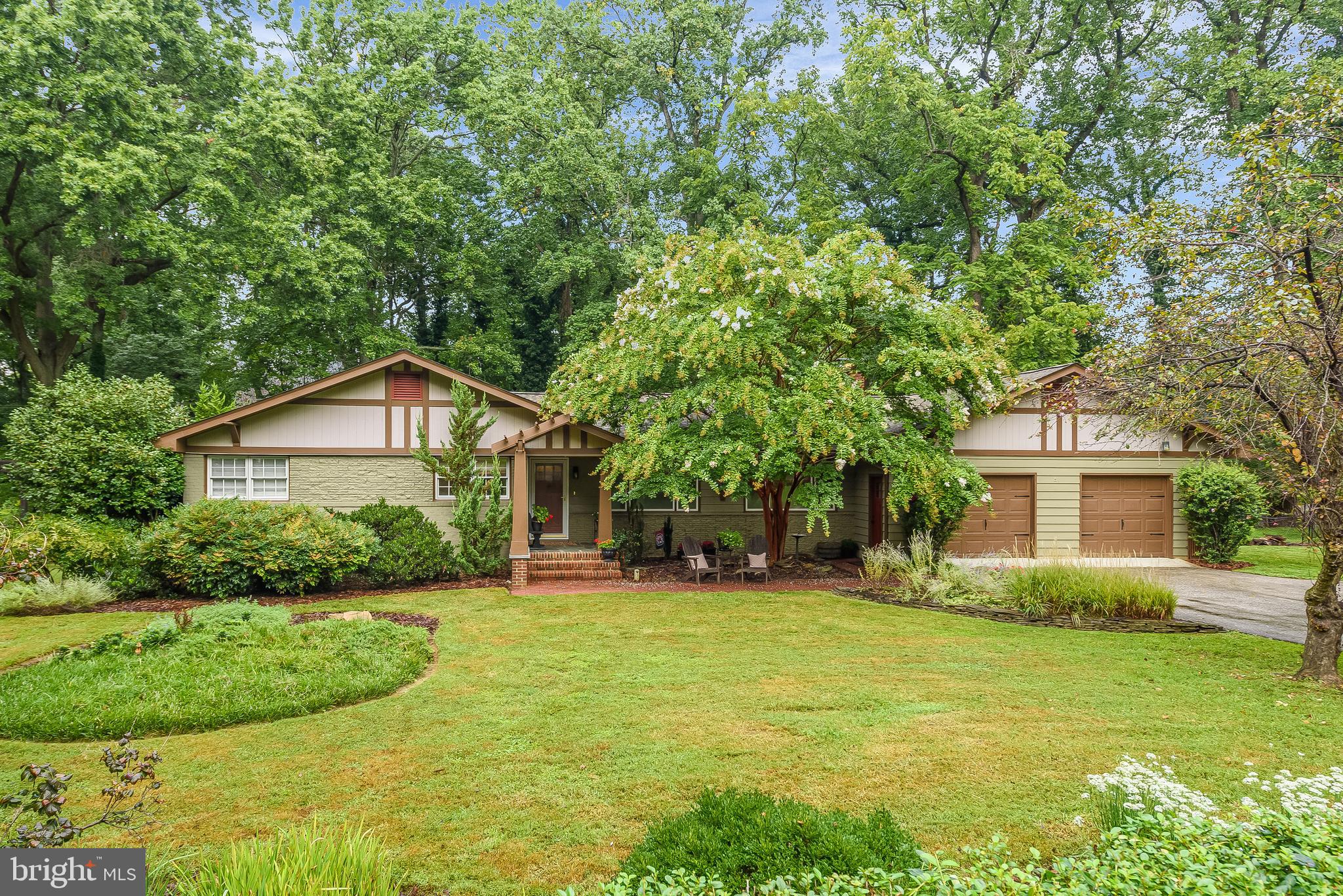 ANNAPOLIS ROADS - Residential