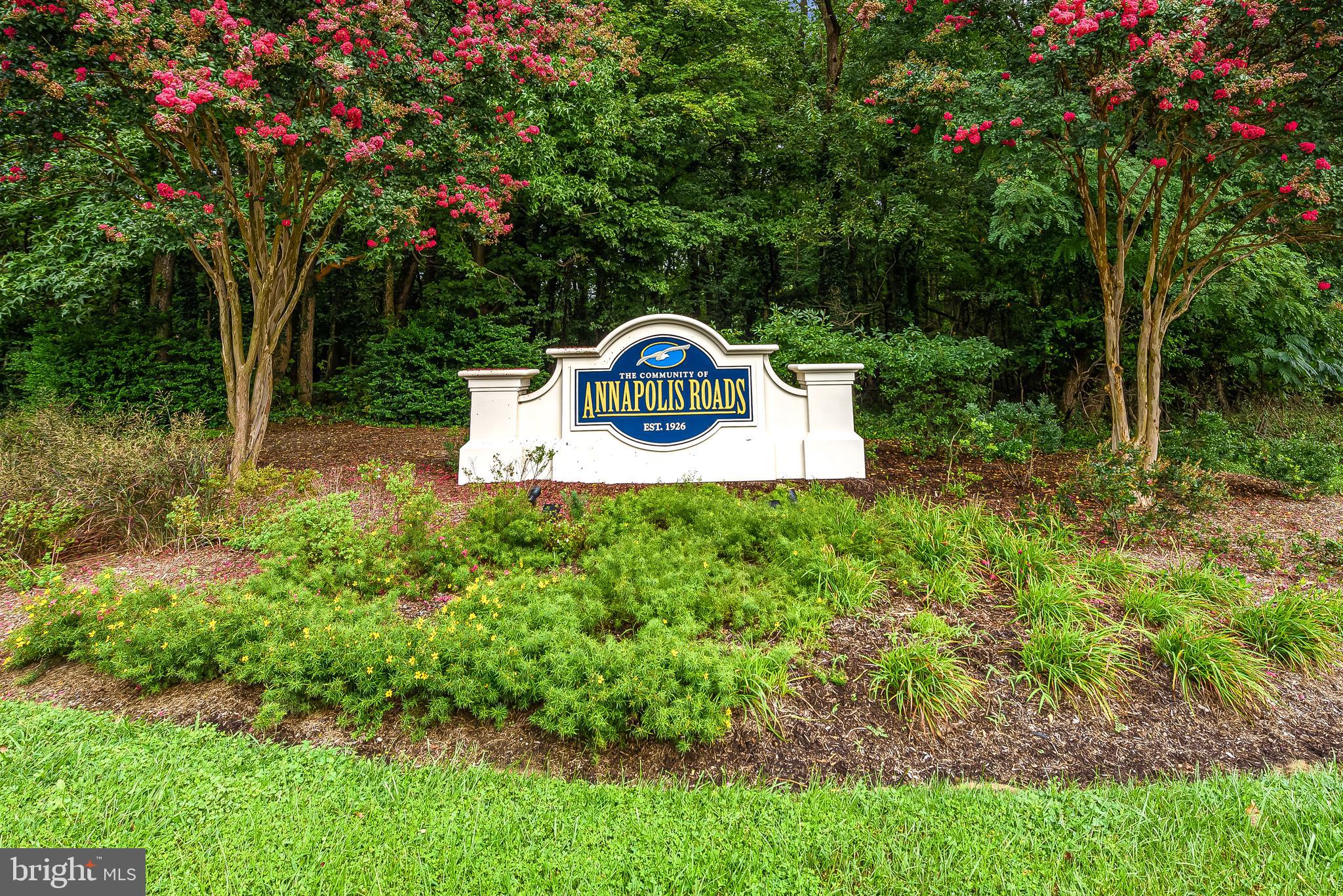 ANNAPOLIS ROADS - Residential