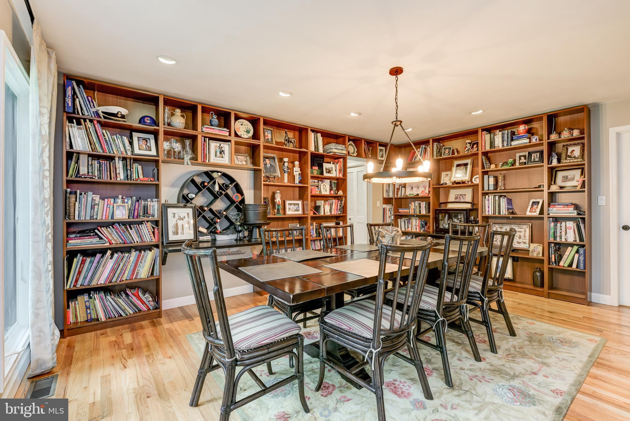 ANNAPOLIS ROADS - Residential