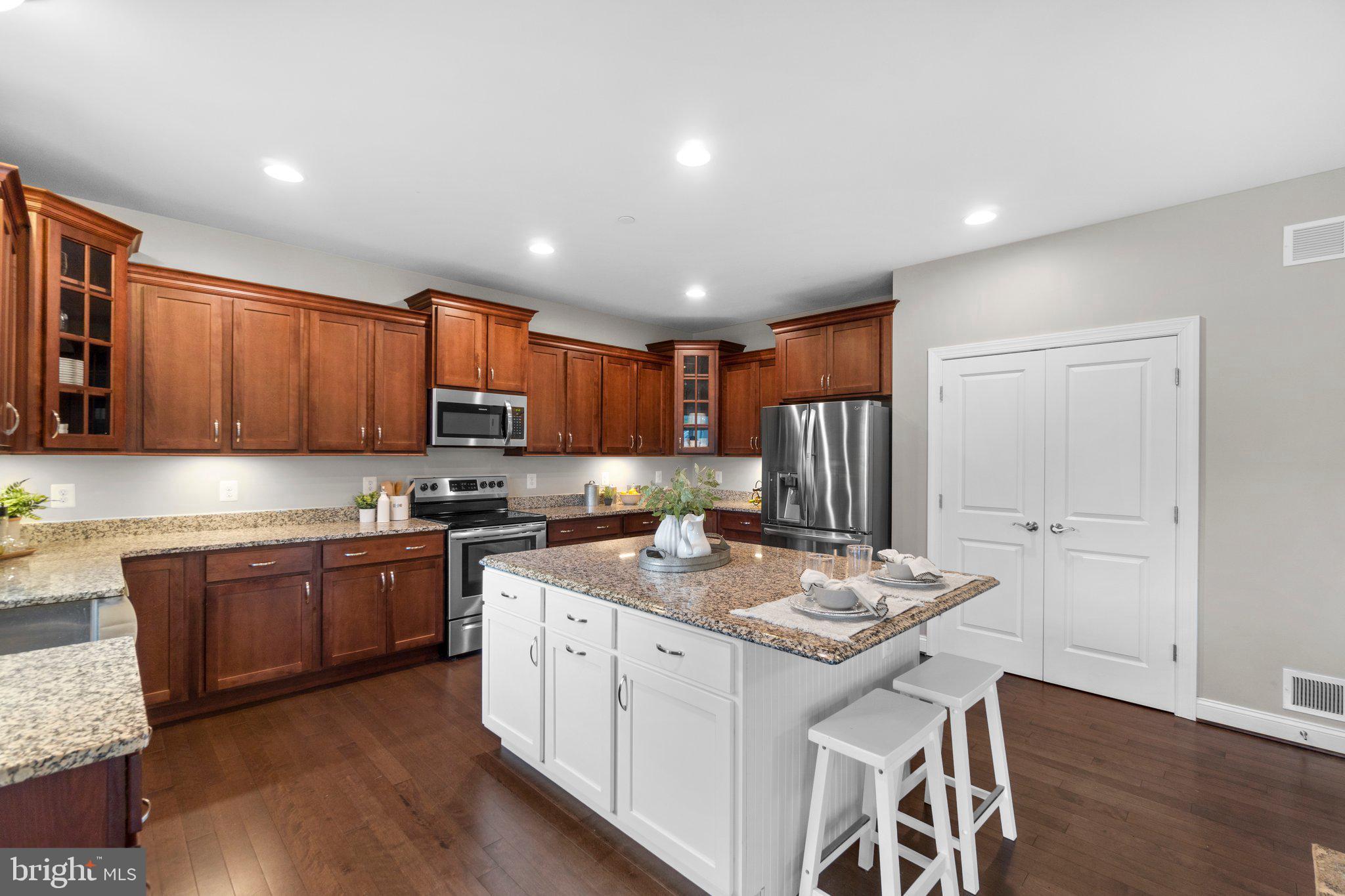 945 KAYLEY DRIVE