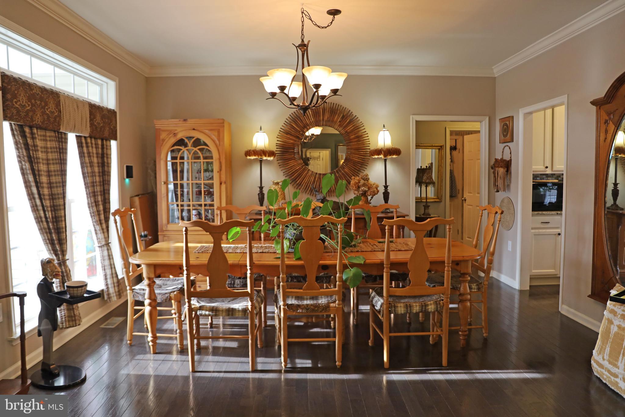 BROOKFIELD - Residential