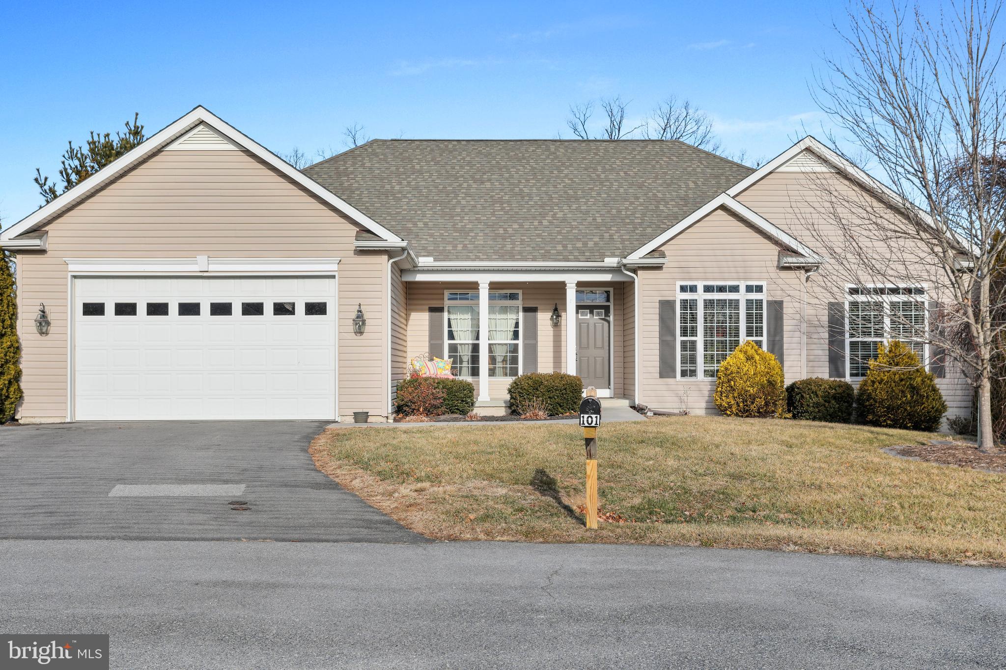 BROOKFIELD - Residential