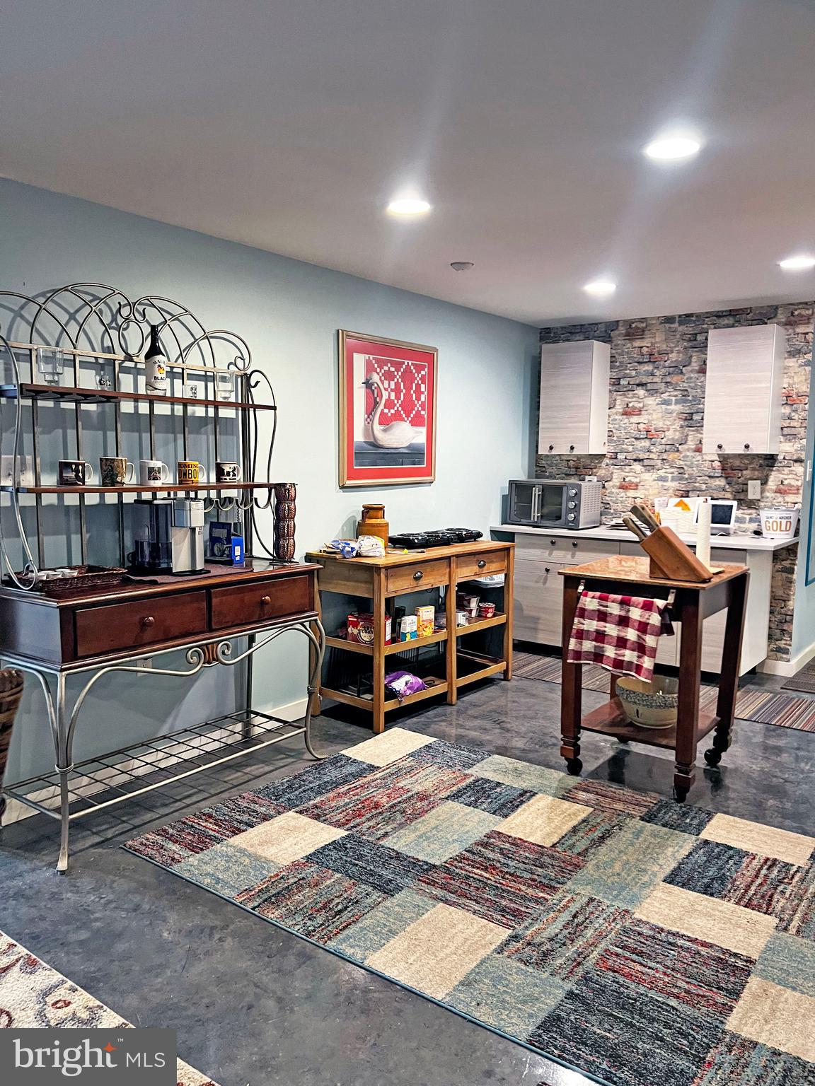 BROOKFIELD - Residential