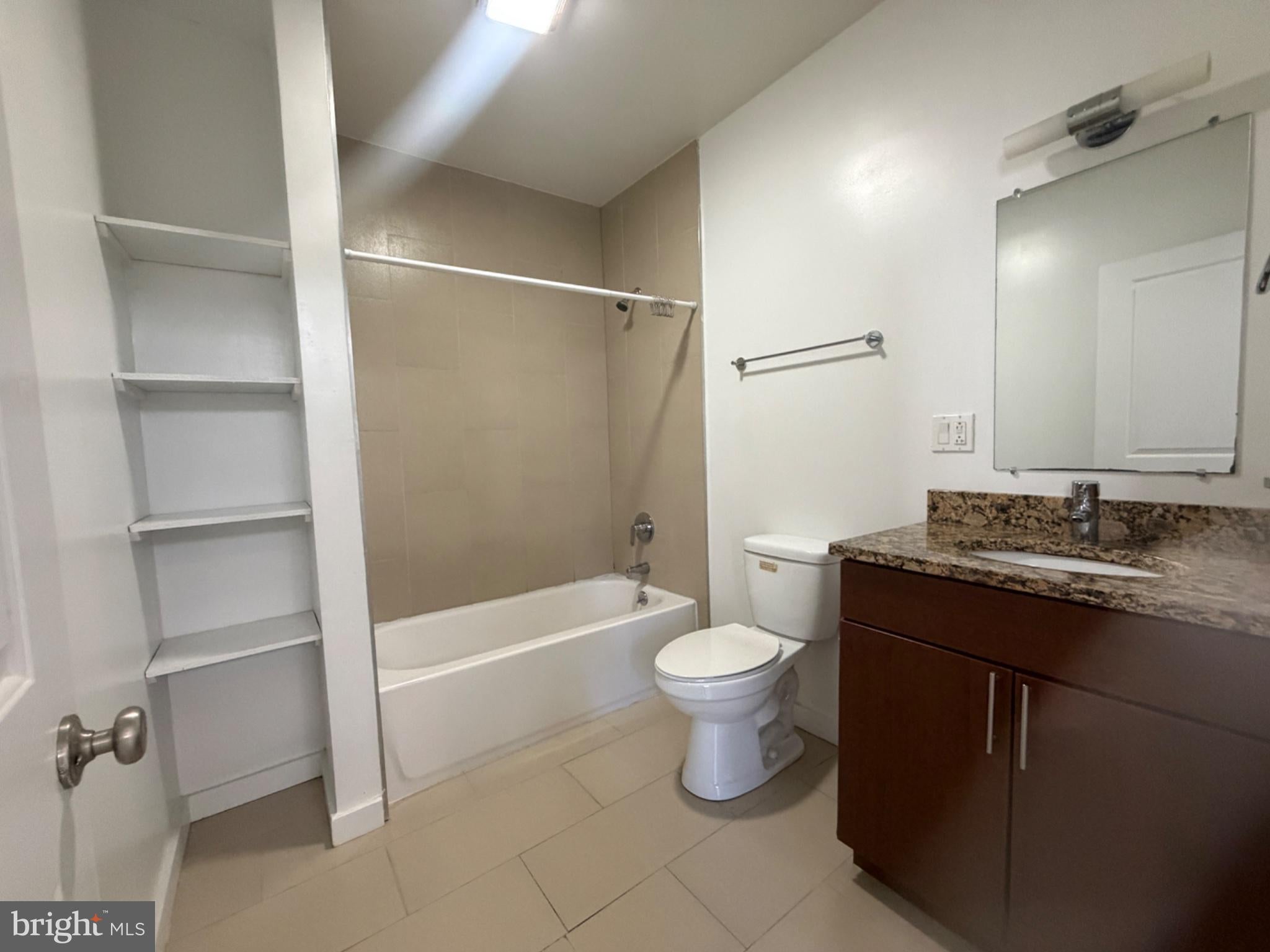 4 LEVERINGTON AVENUE UNIT 101