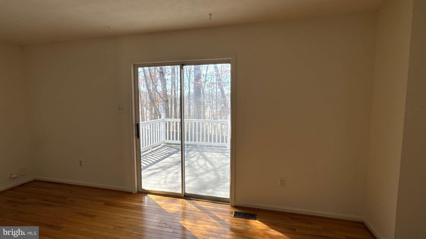 KINGS RANSOM - Residential Lease