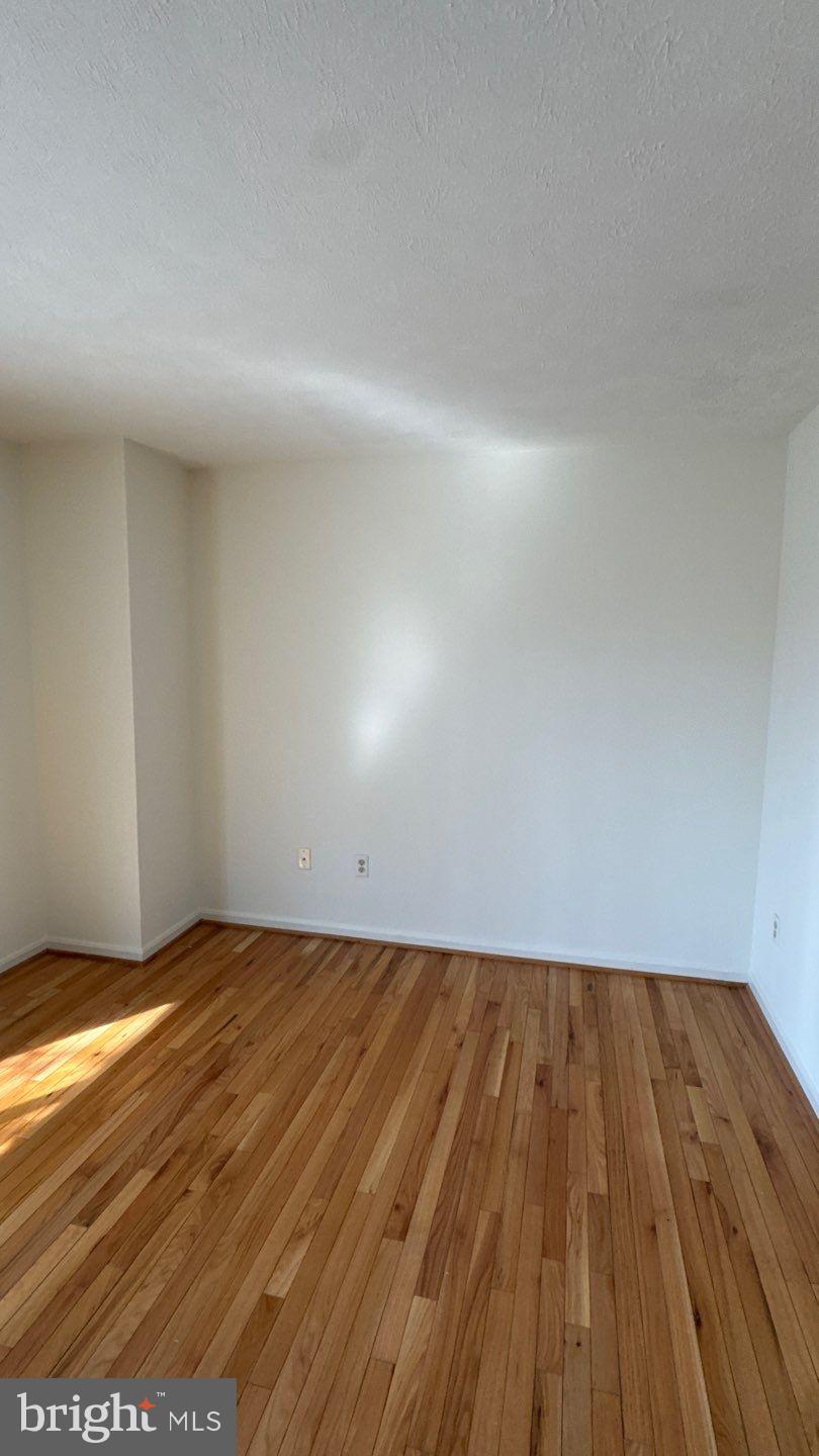 KINGS RANSOM - Residential Lease