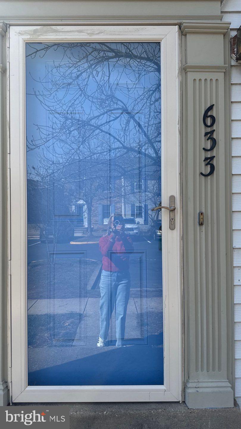 KINGS RANSOM - Residential Lease