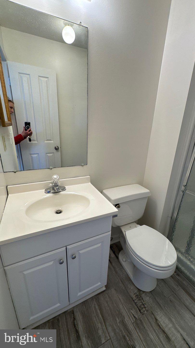 KINGS RANSOM - Residential Lease