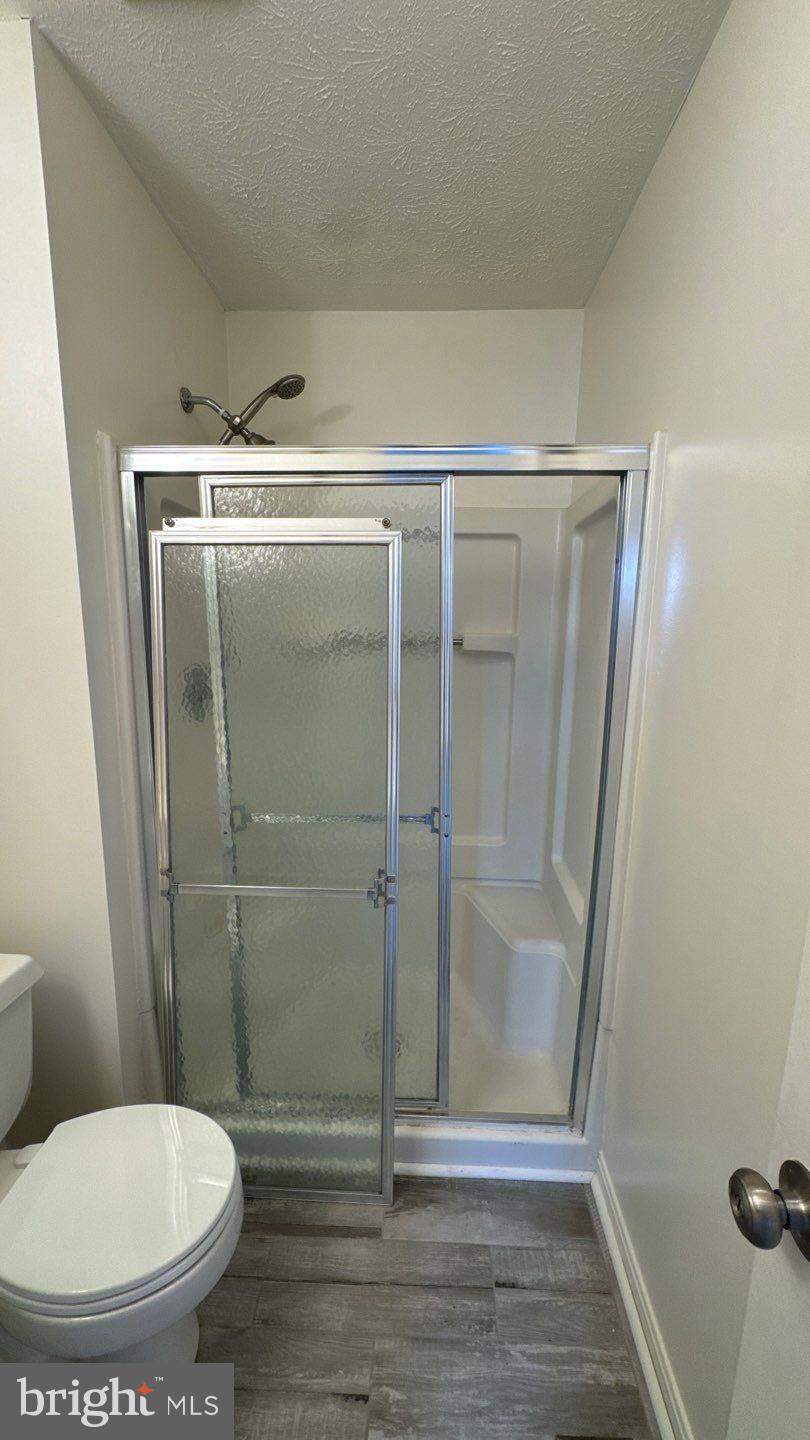 KINGS RANSOM - Residential Lease