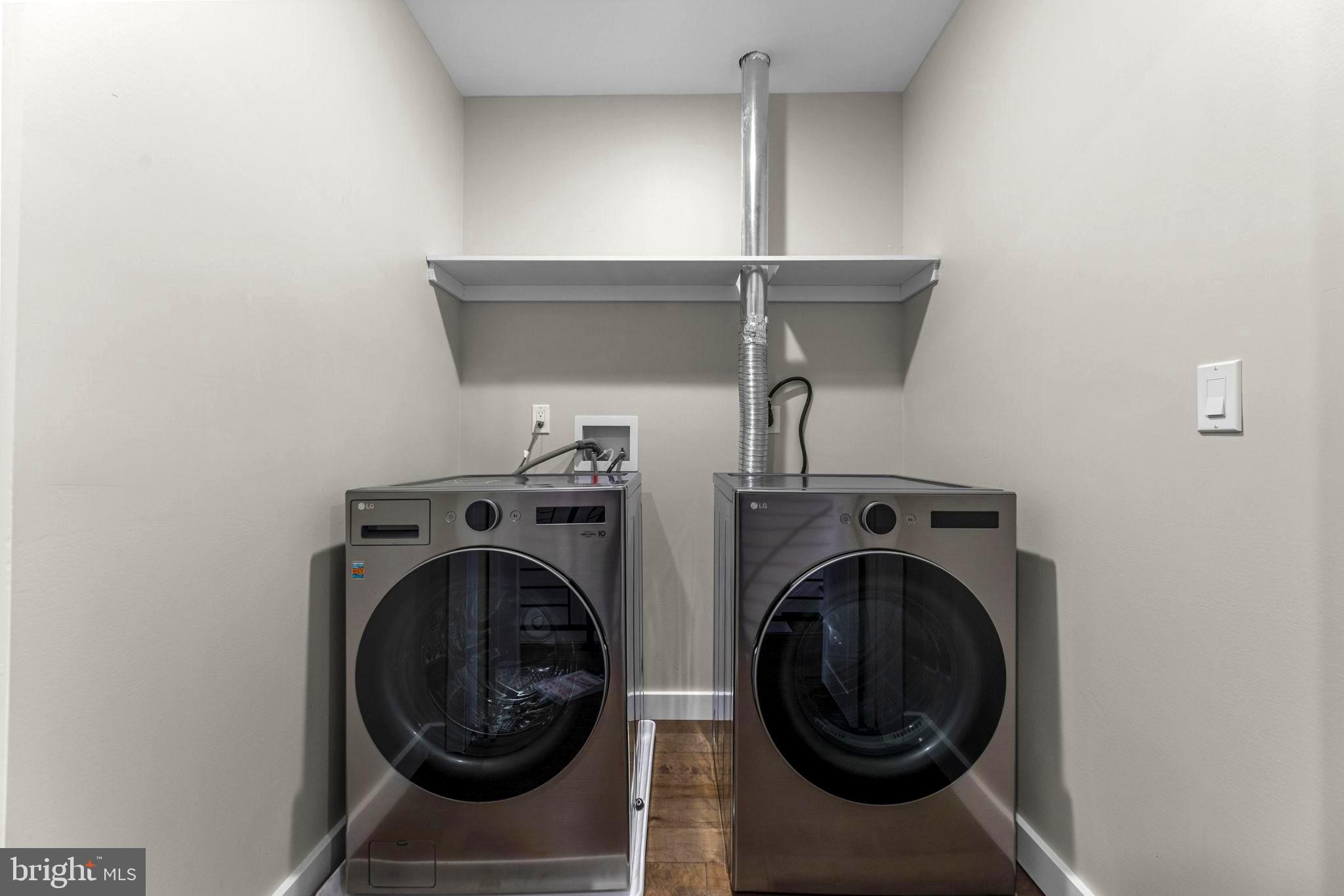 OVERBROOK - Residential