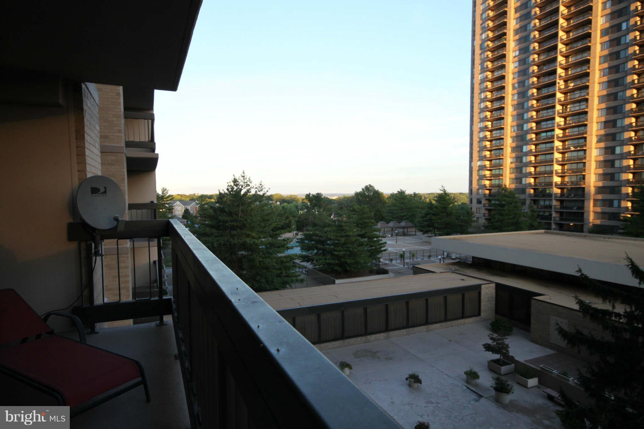 SKYLINE PLAZA - Residential