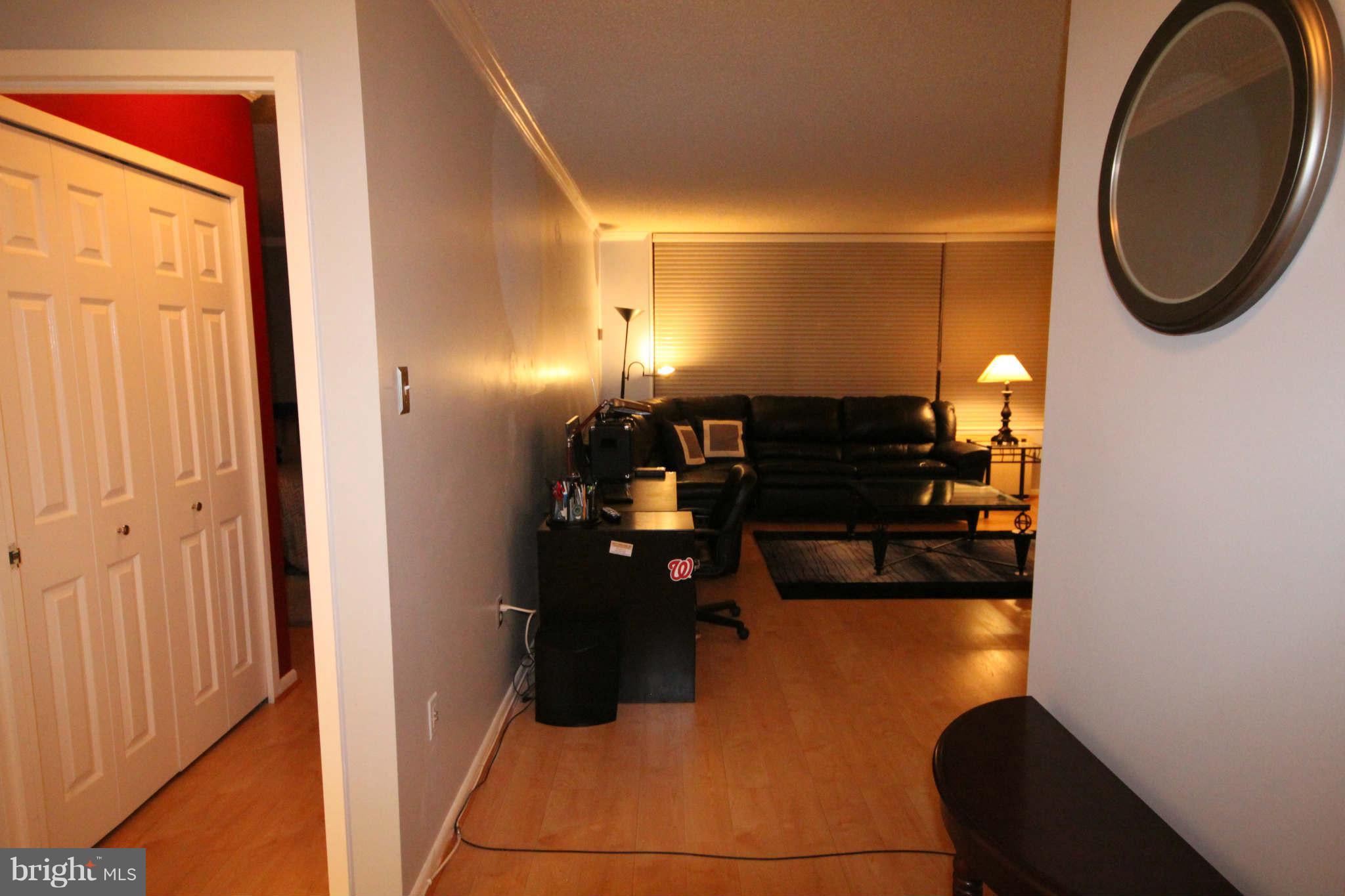 SKYLINE PLAZA - Residential