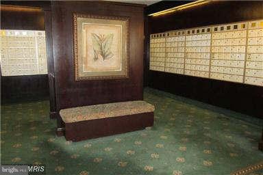 SKYLINE PLAZA - Residential