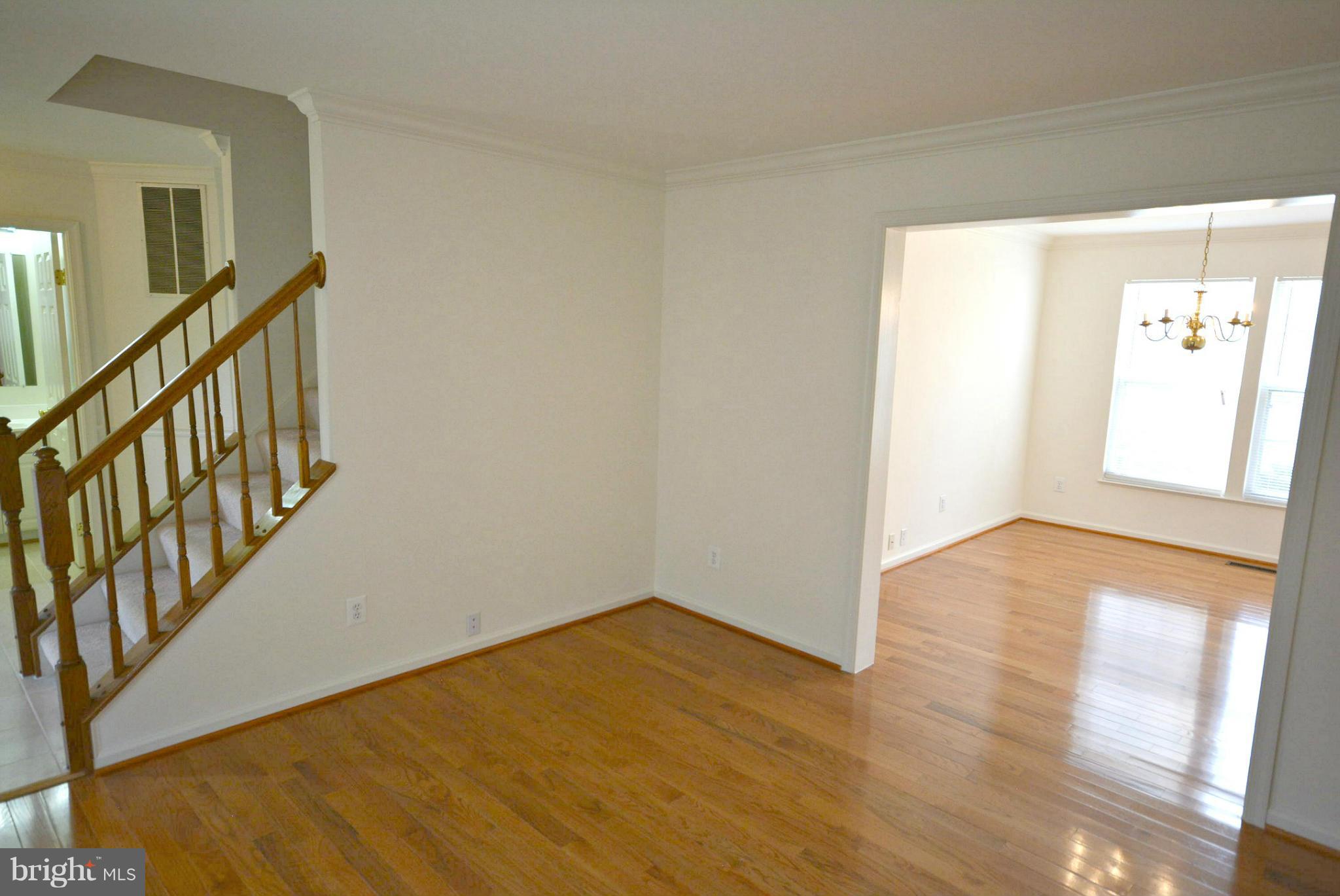 WELLINGTON/CLOVERHILL - Residential