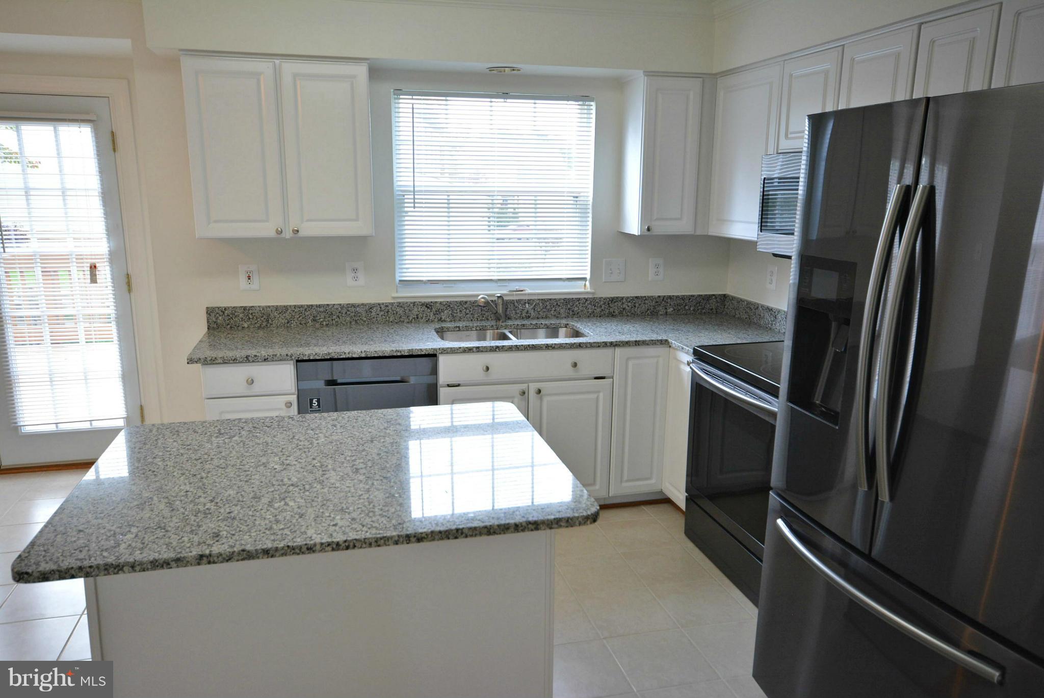 WELLINGTON/CLOVERHILL - Residential