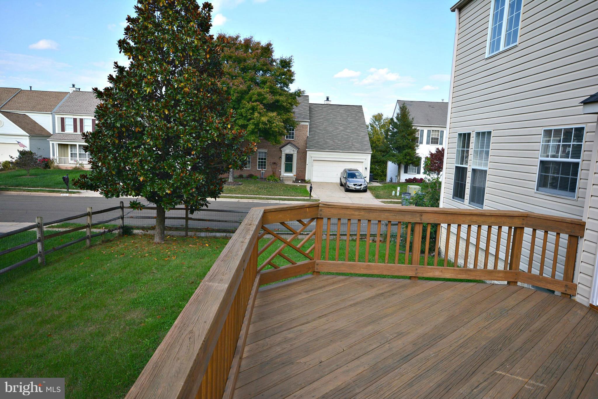 WELLINGTON/CLOVERHILL - Residential