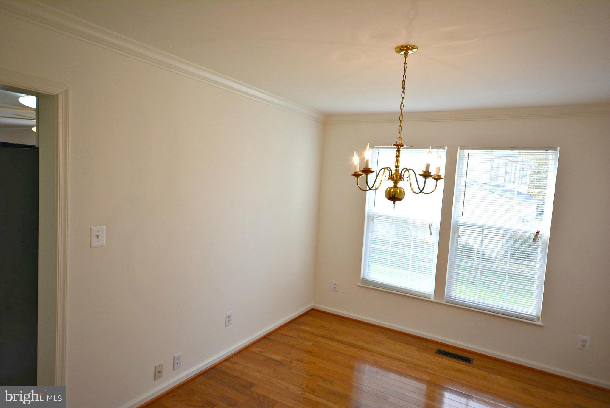 WELLINGTON/CLOVERHILL - Residential