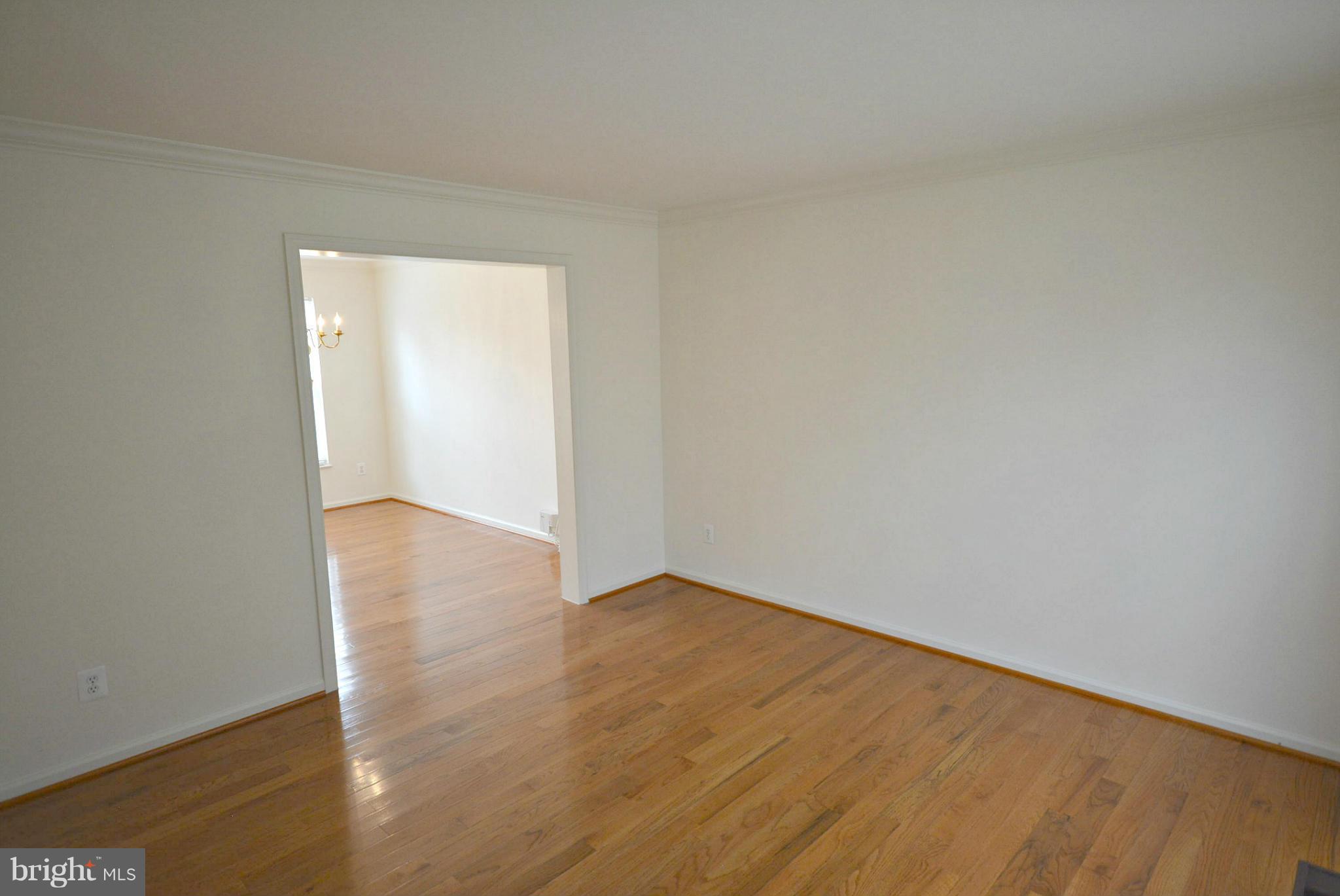 WELLINGTON/CLOVERHILL - Residential