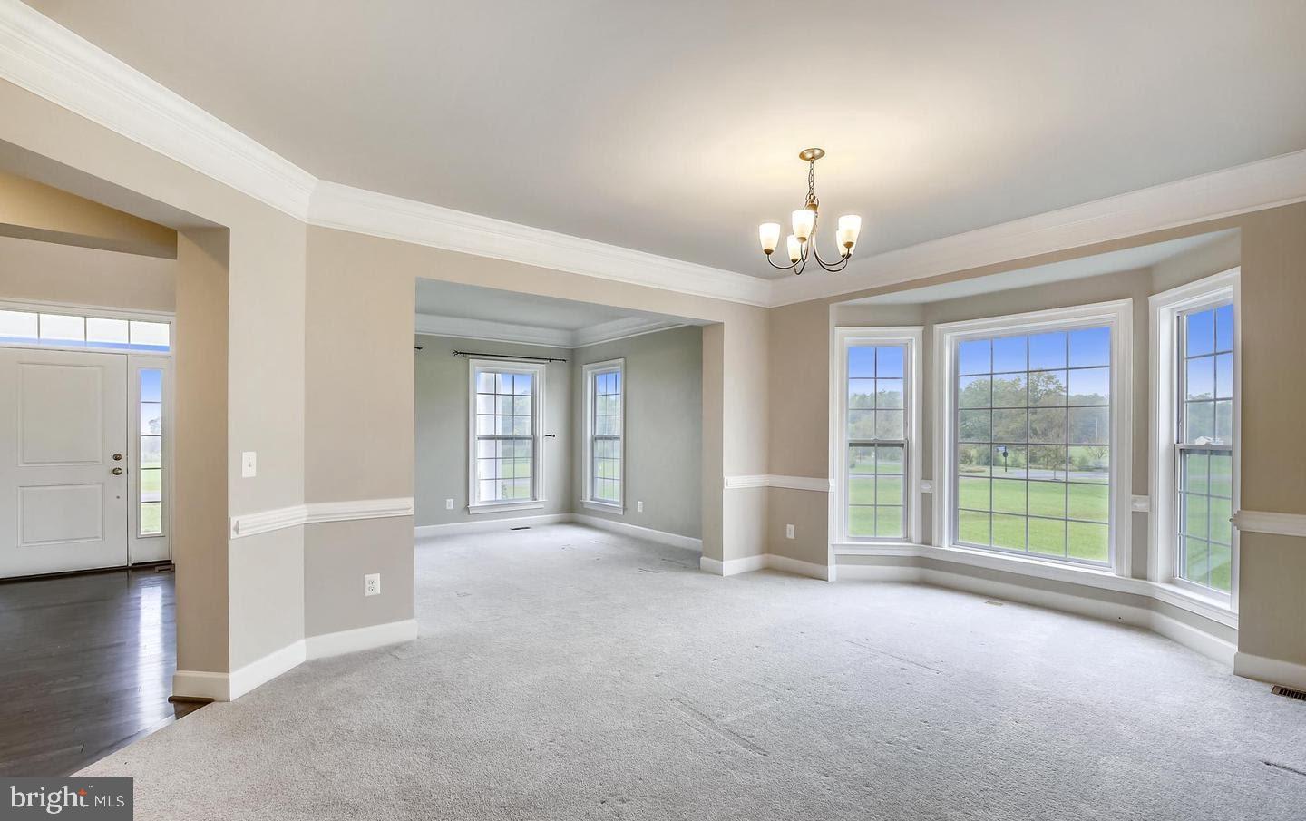 FALCONAIRE - Residential Lease