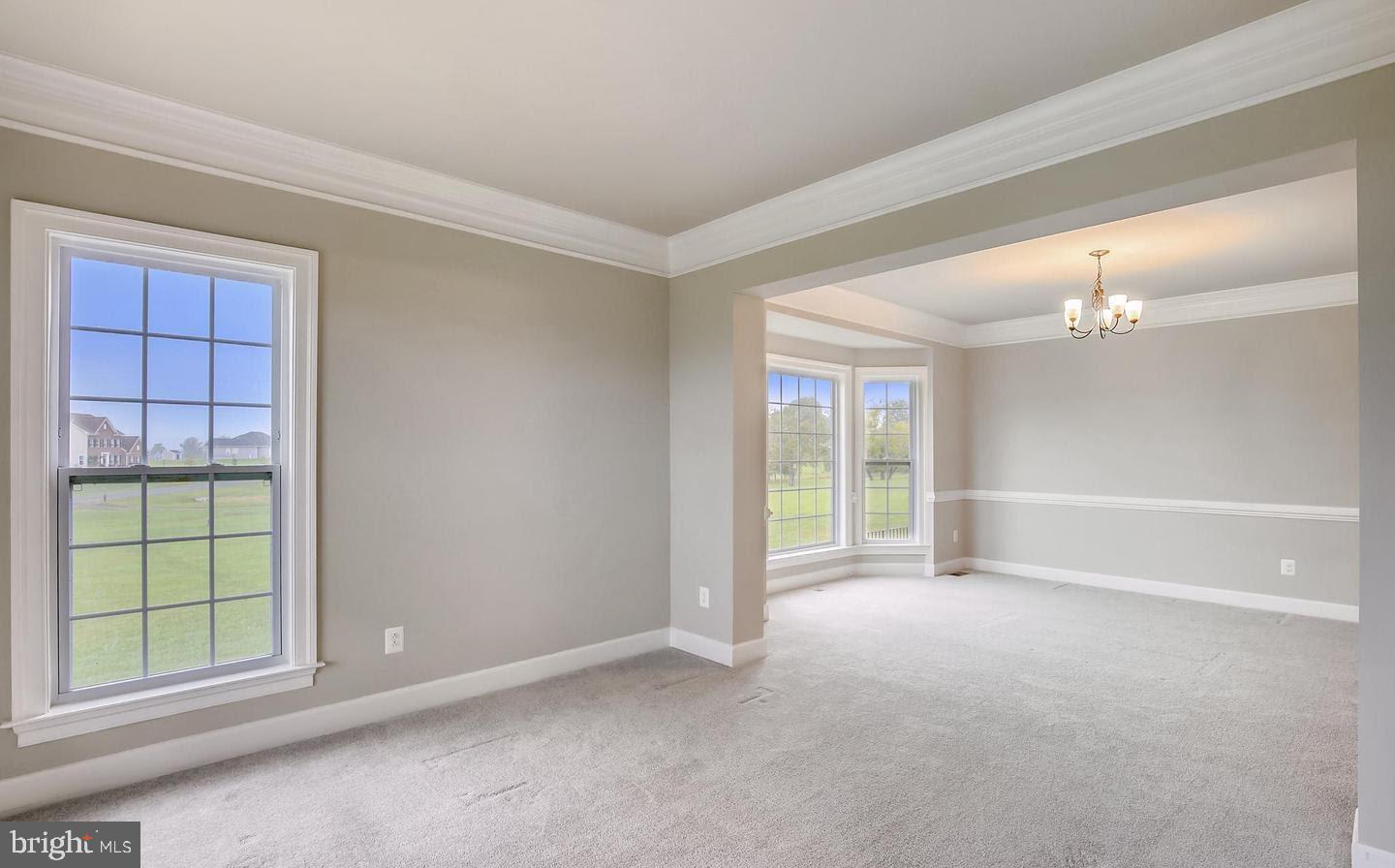 FALCONAIRE - Residential Lease