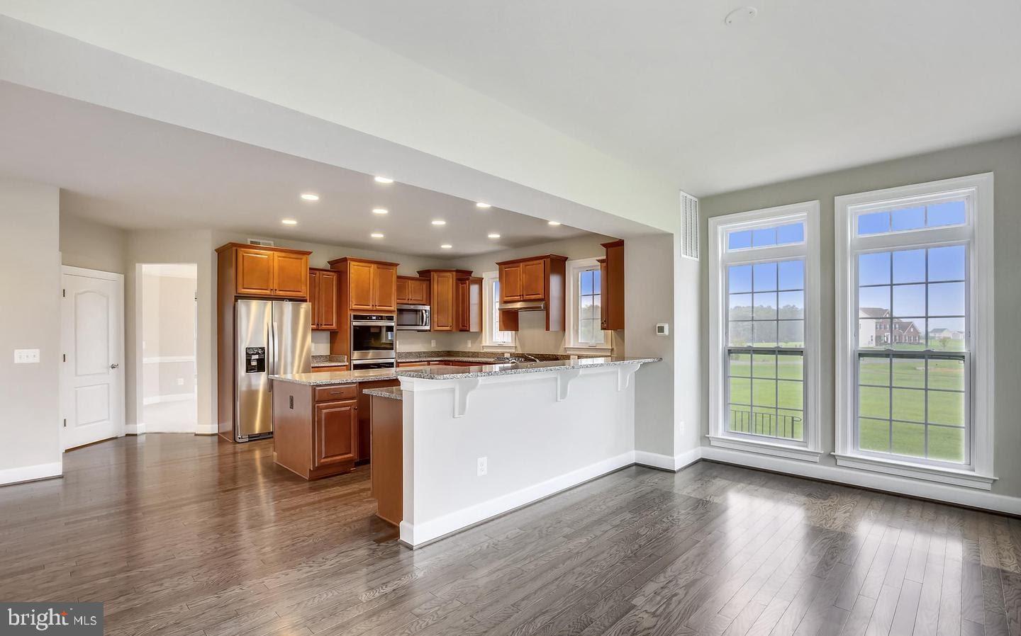 FALCONAIRE - Residential Lease