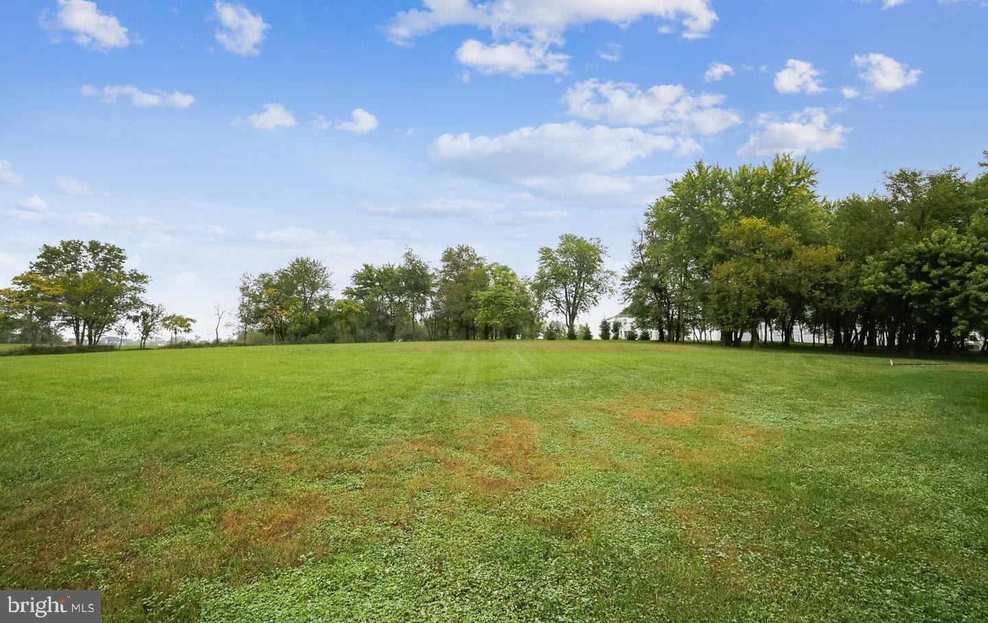 FALCONAIRE - Residential Lease