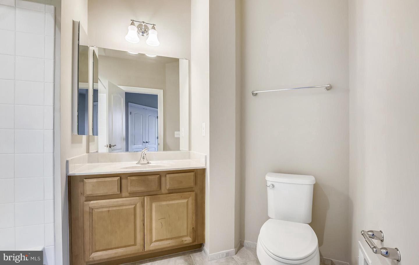 FALCONAIRE - Residential Lease