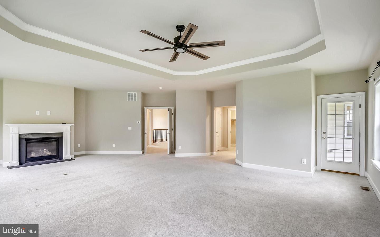 FALCONAIRE - Residential Lease