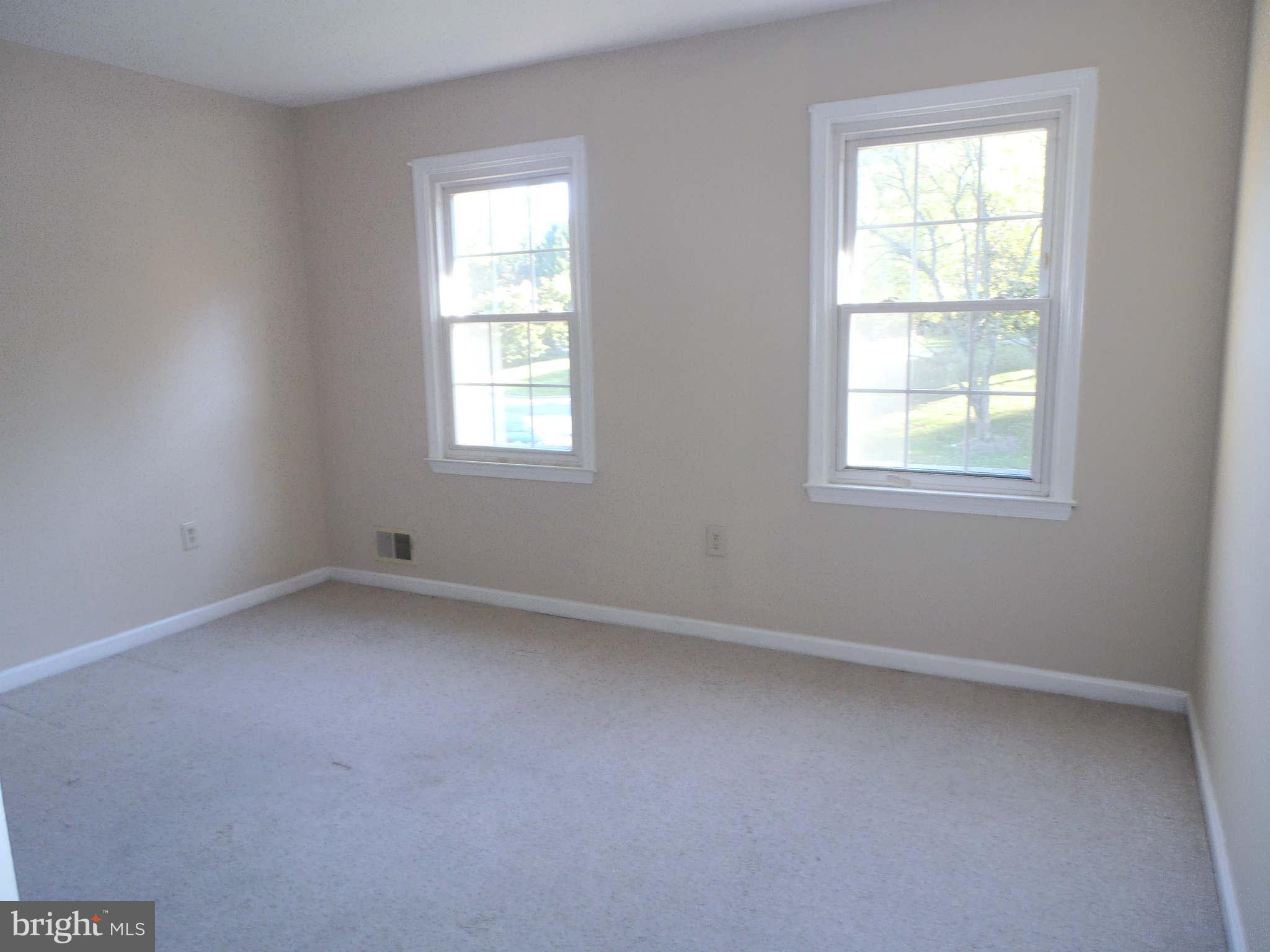 REDLAND STATION - Residential Lease