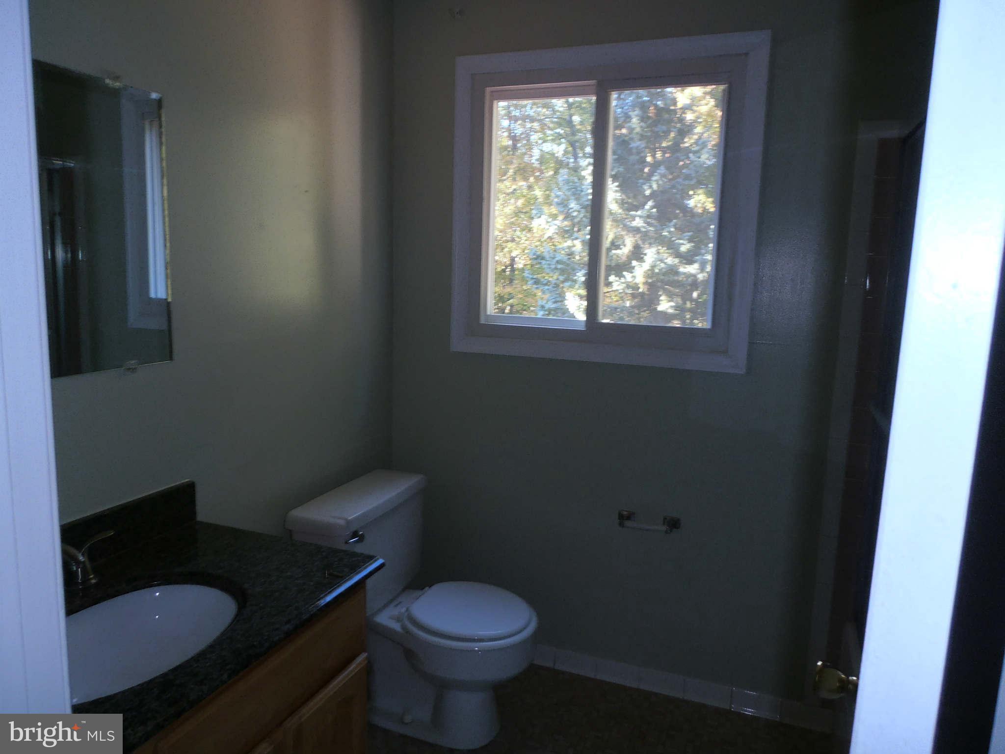 REDLAND STATION - Residential Lease