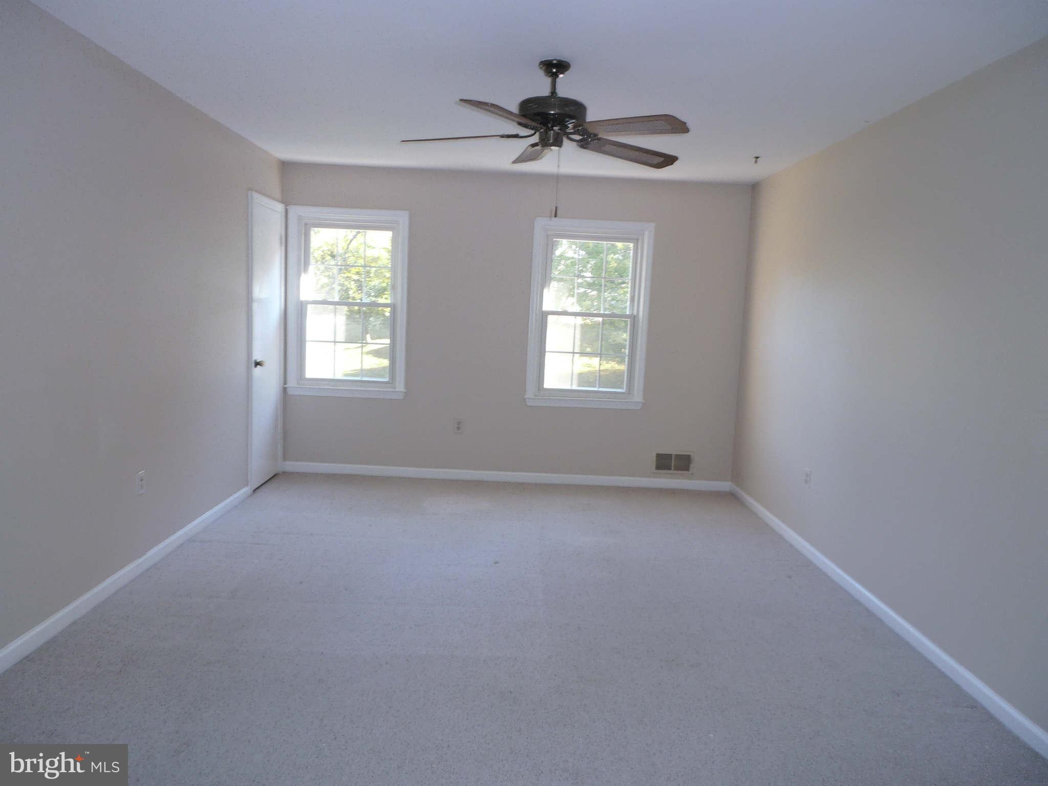 REDLAND STATION - Residential Lease