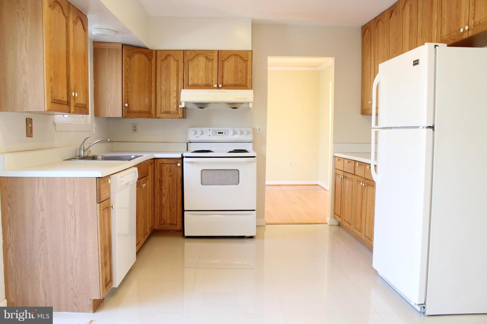 REDLAND STATION - Residential Lease