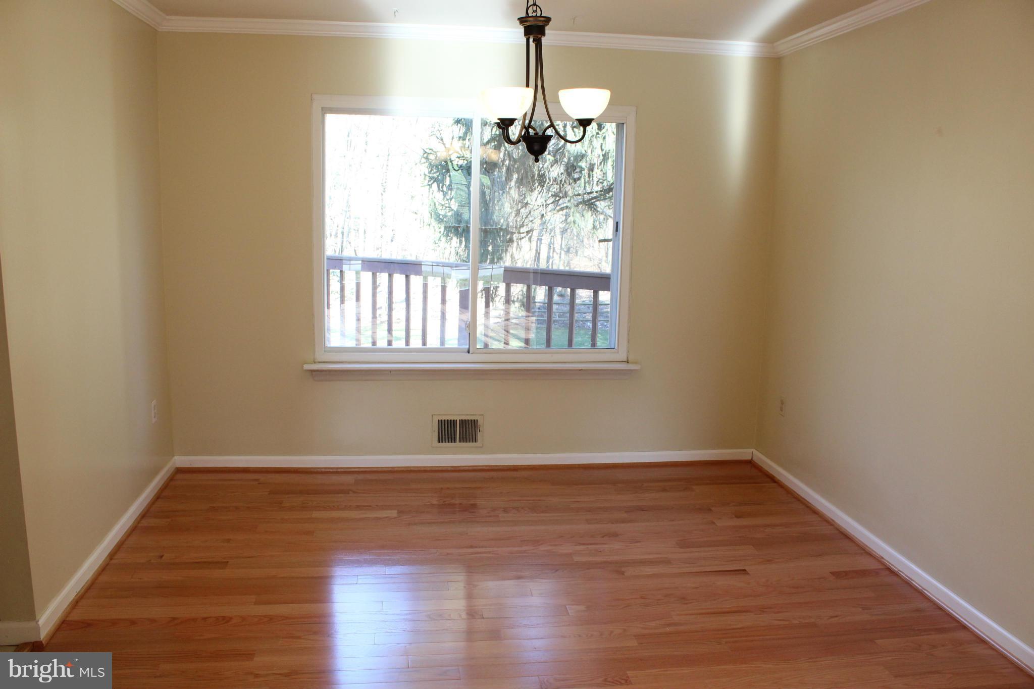 REDLAND STATION - Residential Lease