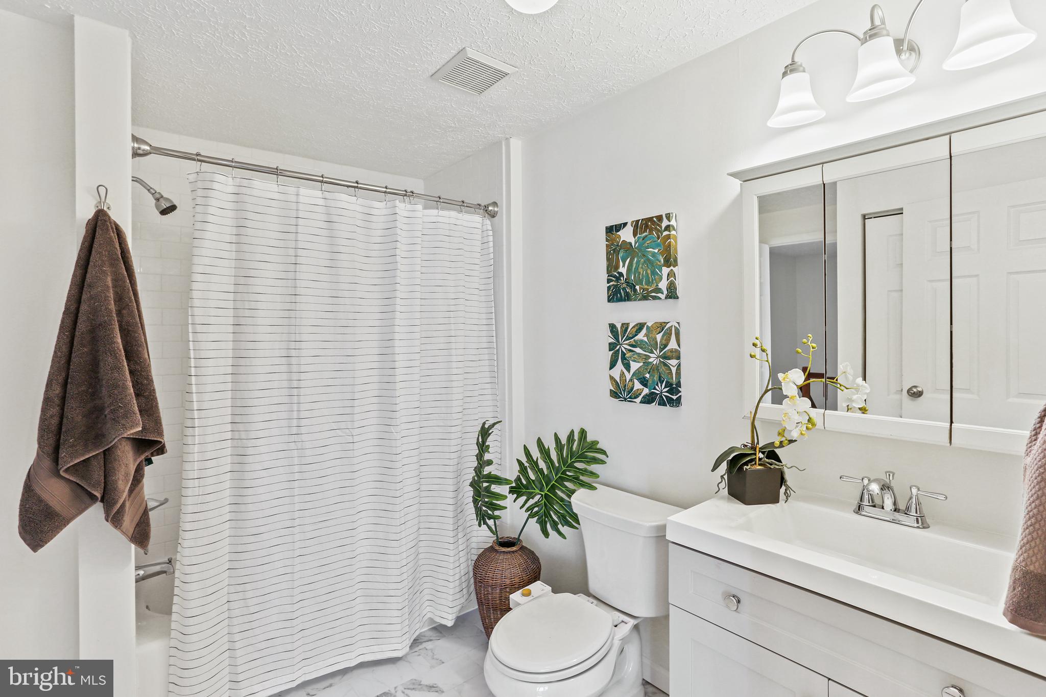 SETTLERS LANDING - Residential