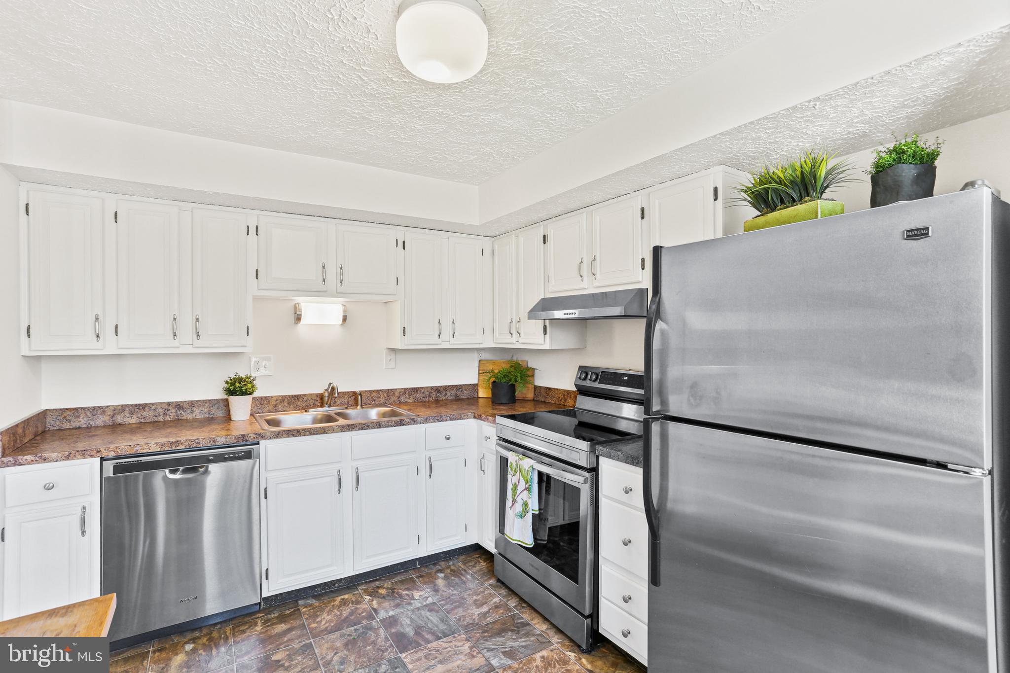 SETTLERS LANDING - Residential